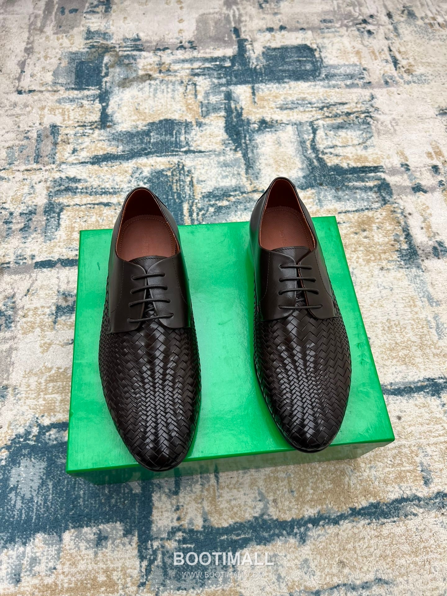 Bottega Veneta Intrecciato Calfskin Derby Calfskin Leather Black Dress Shoes 보테가 베네타 인트레치아토 송아지가죽 더비 송아지가죽 블랙 드레스 슈즈 1