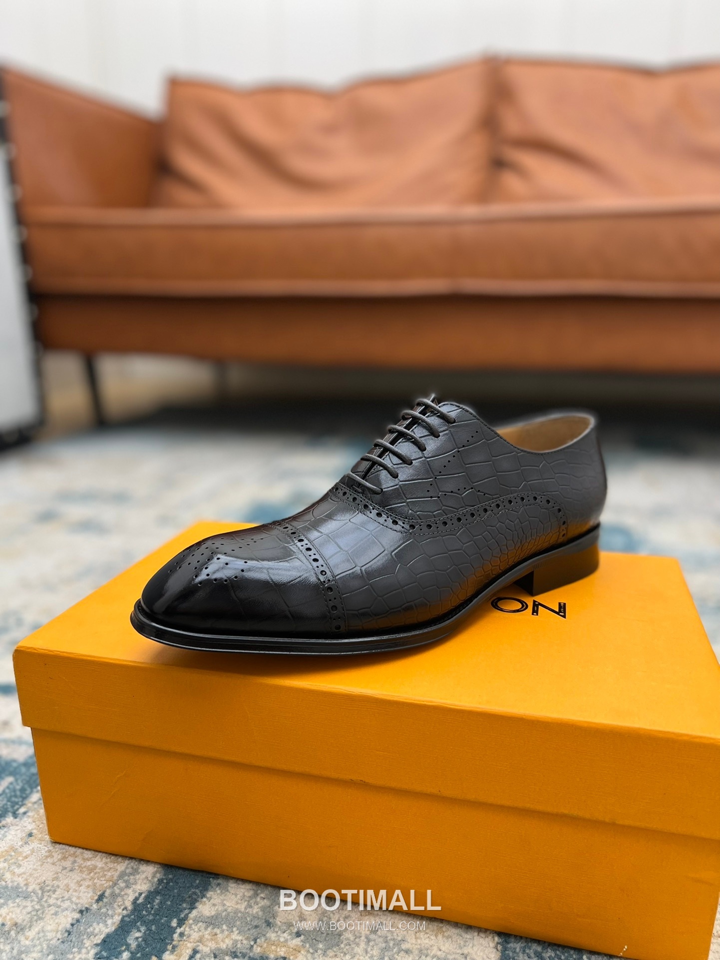 Louis Vuitton Hand-Polished Calfskin Derby Calfskin Leather Black Dress Shoes 루이비통 핸드폴리시 송아지가죽 더비 송아지가죽 블랙 드레스 슈즈 4