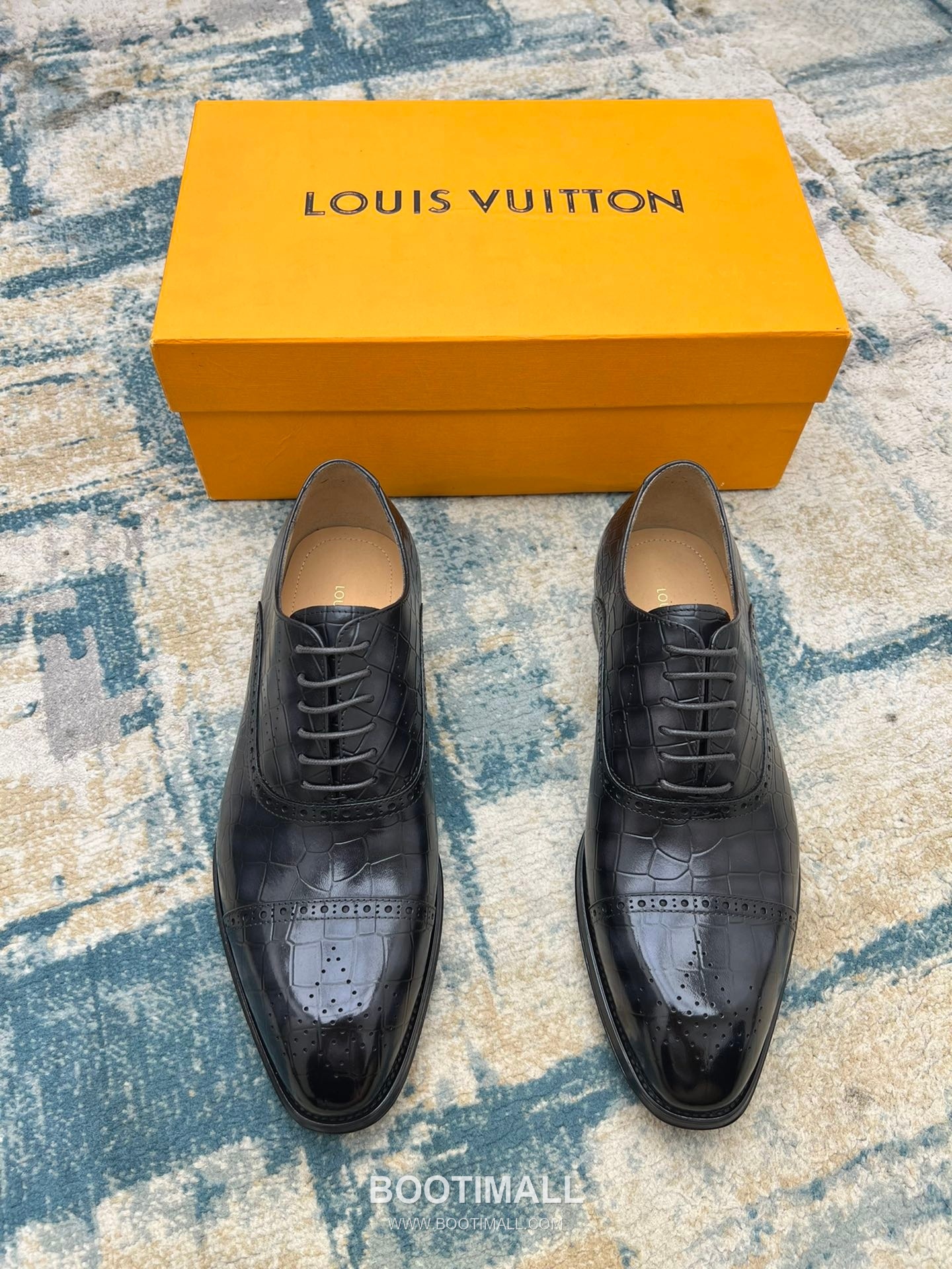 Louis Vuitton Hand-Polished Calfskin Derby Calfskin Leather Black Dress Shoes 루이비통 핸드폴리시 송아지가죽 더비 송아지가죽 블랙 드레스 슈즈 5