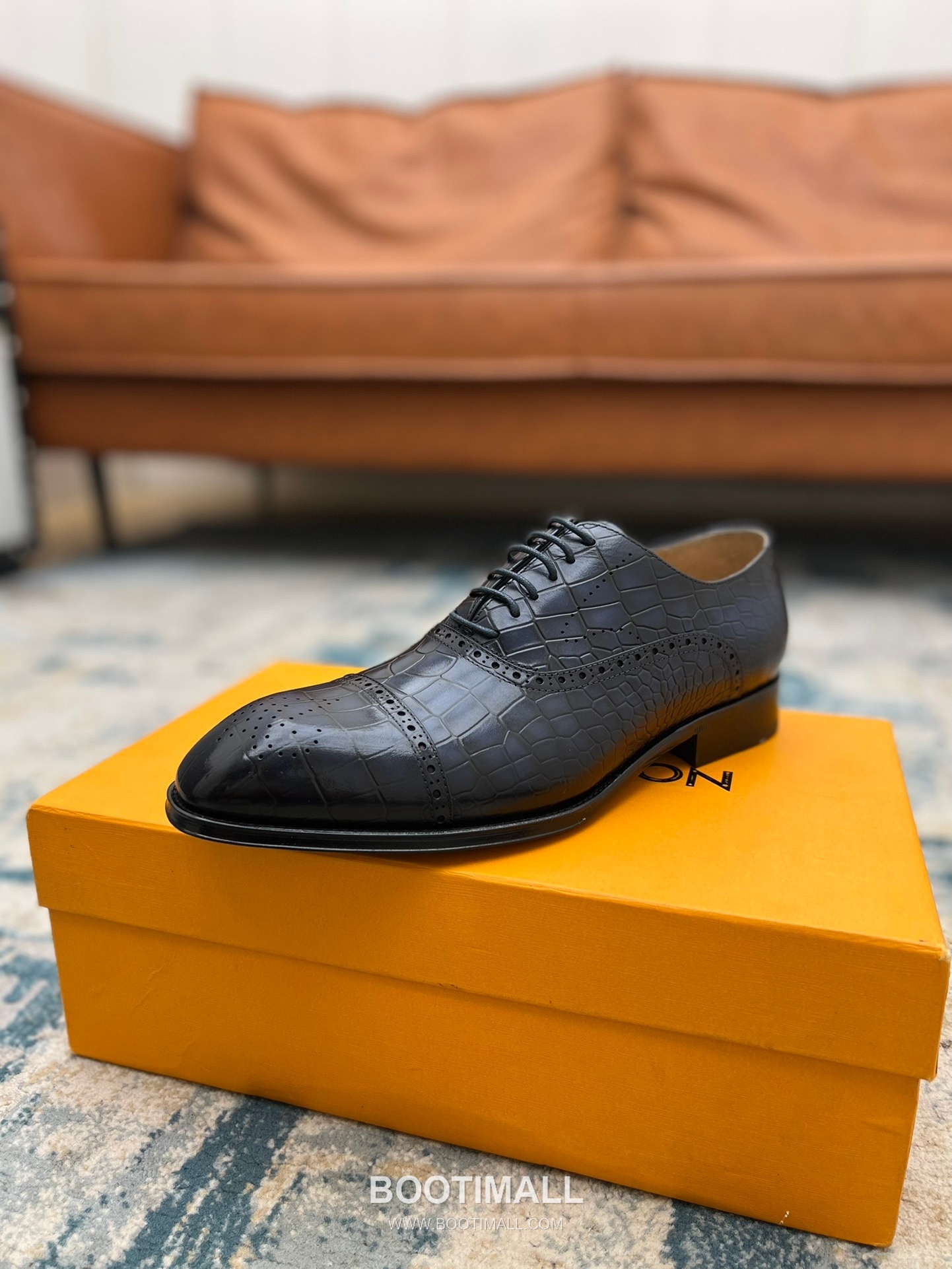 Louis Vuitton Hand-Polished Calfskin Derby Calfskin Leather Black Dress Shoes 루이비통 핸드폴리시 송아지가죽 더비 송아지가죽 블랙 드레스 슈즈 4