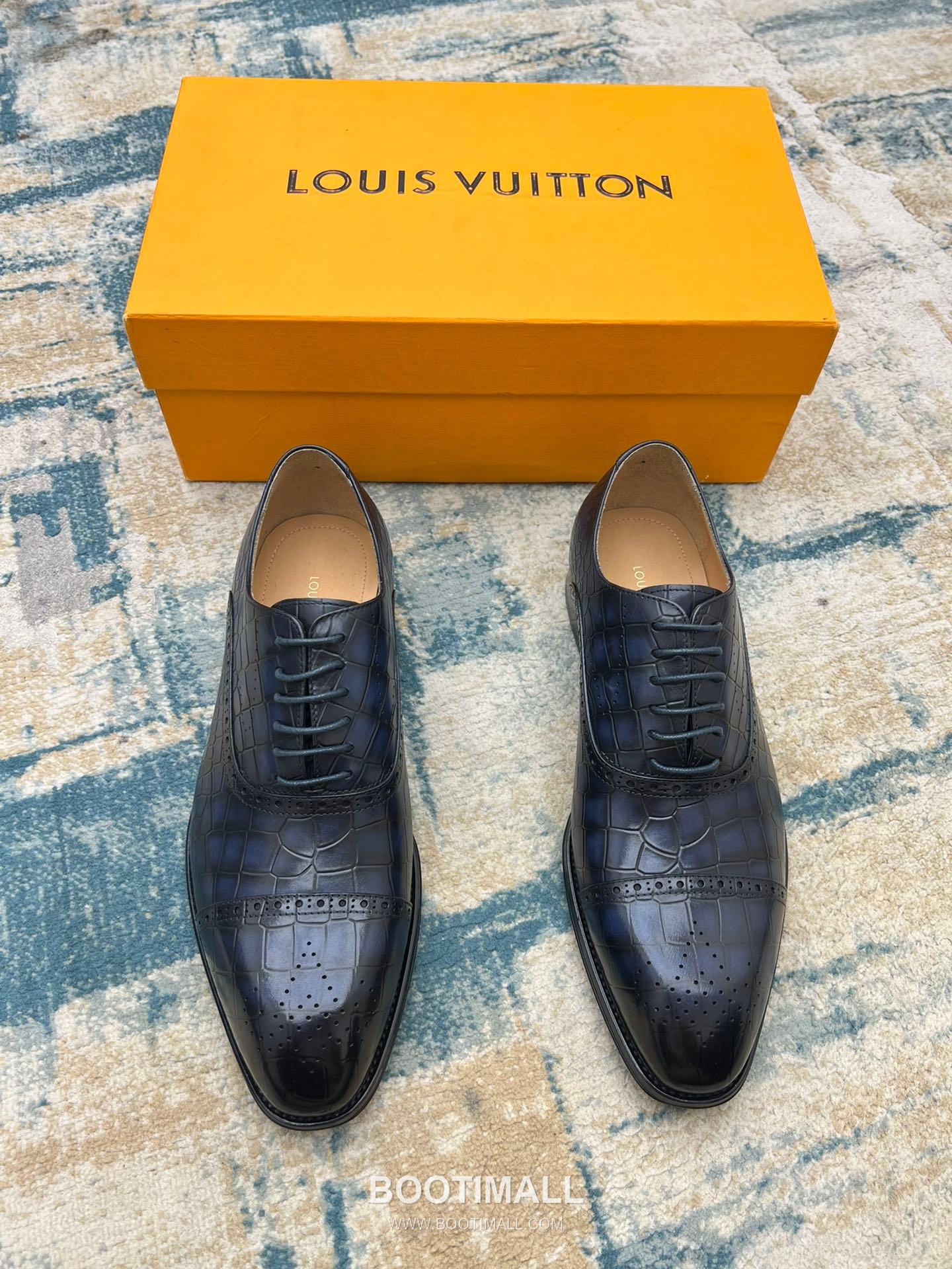 Louis Vuitton Hand-Polished Calfskin Derby Calfskin Leather Black Dress Shoes 루이비통 핸드폴리시 송아지가죽 더비 송아지가죽 블랙 드레스 슈즈 5