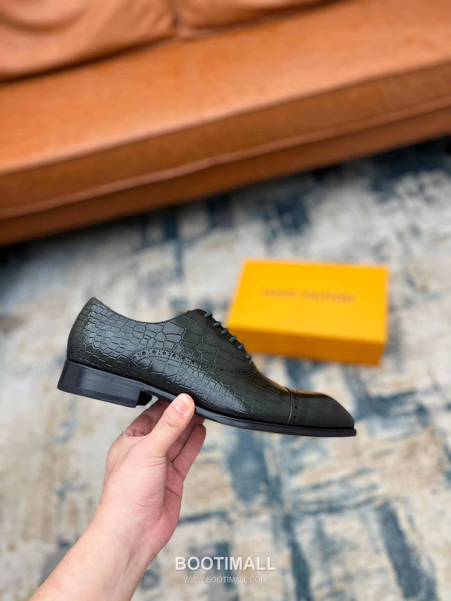 Louis Vuitton Hand-Polished Calfskin Derby Calfskin Leather Black Dress Shoes 루이비통 핸드폴리시 송아지가죽 더비 송아지가죽 블랙 드레스 슈즈 6