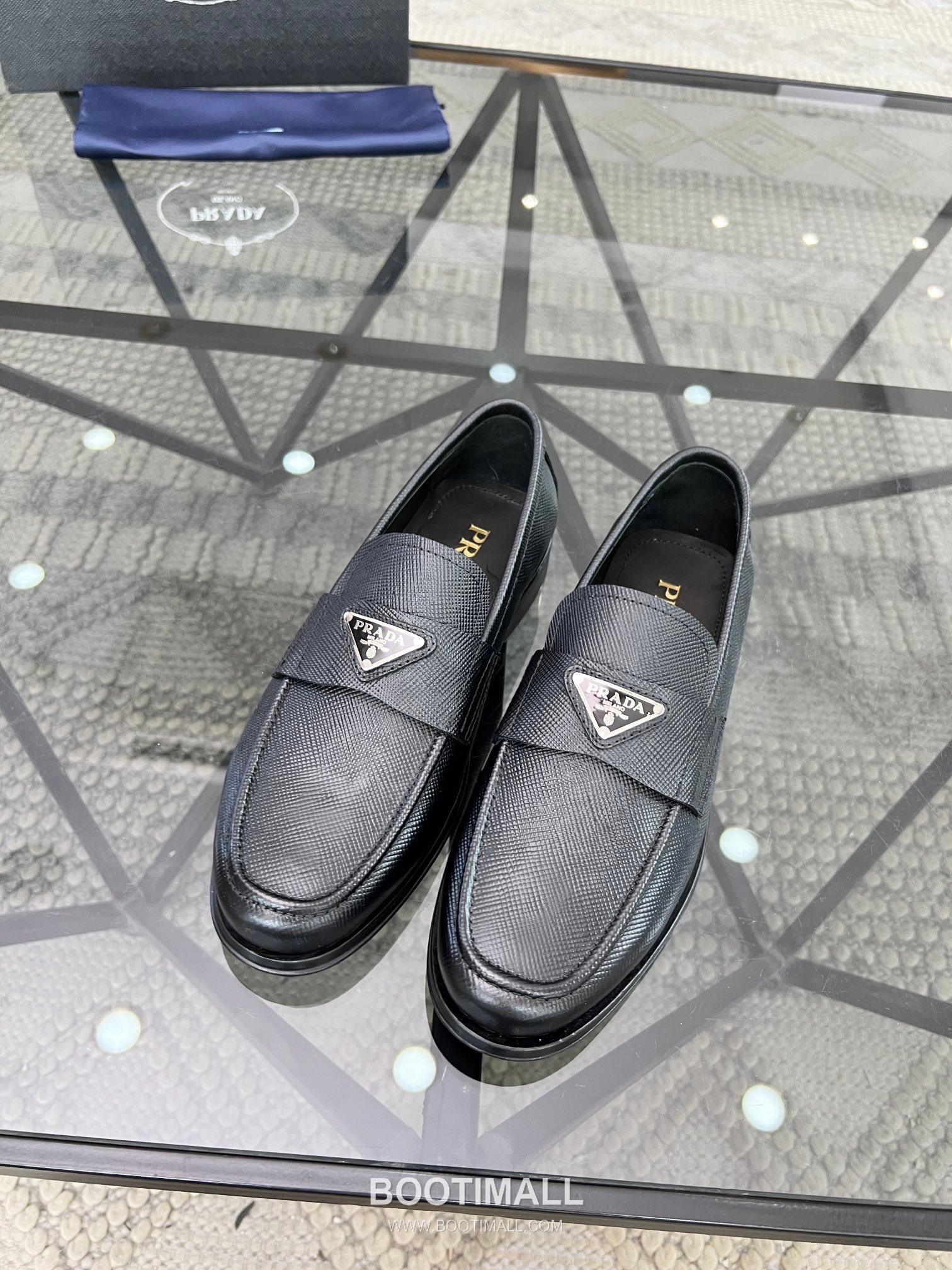 Prada Italian Calfskin Derby Calfskin Leather Dress Shoes 이탈리안 송아지가죽 더비 송아지가죽 드레스 슈즈 3