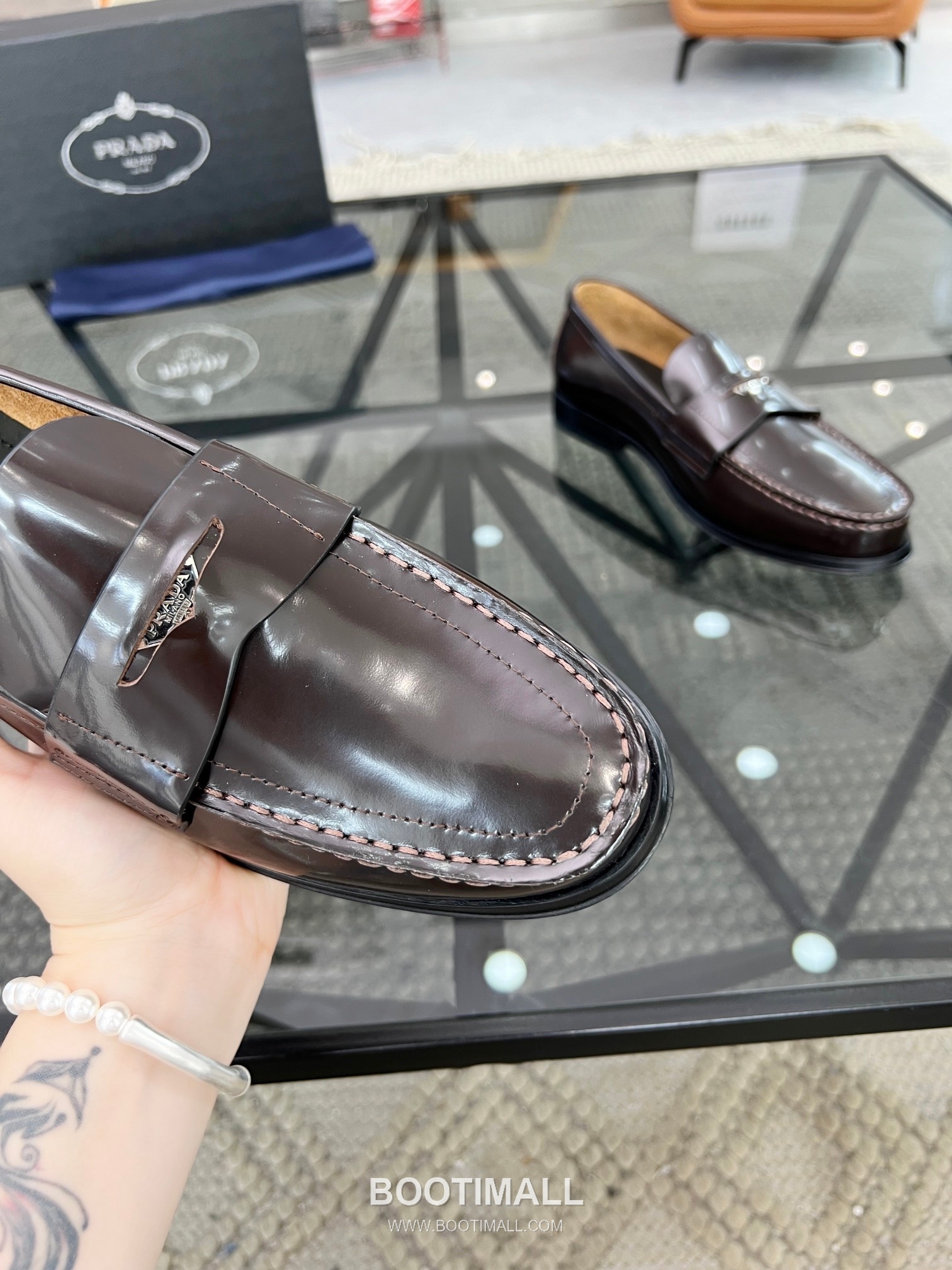Prada Italian Calfskin Derby Calfskin Leather Dress Shoes 이탈리안 송아지가죽 더비 송아지가죽 드레스 슈즈 6