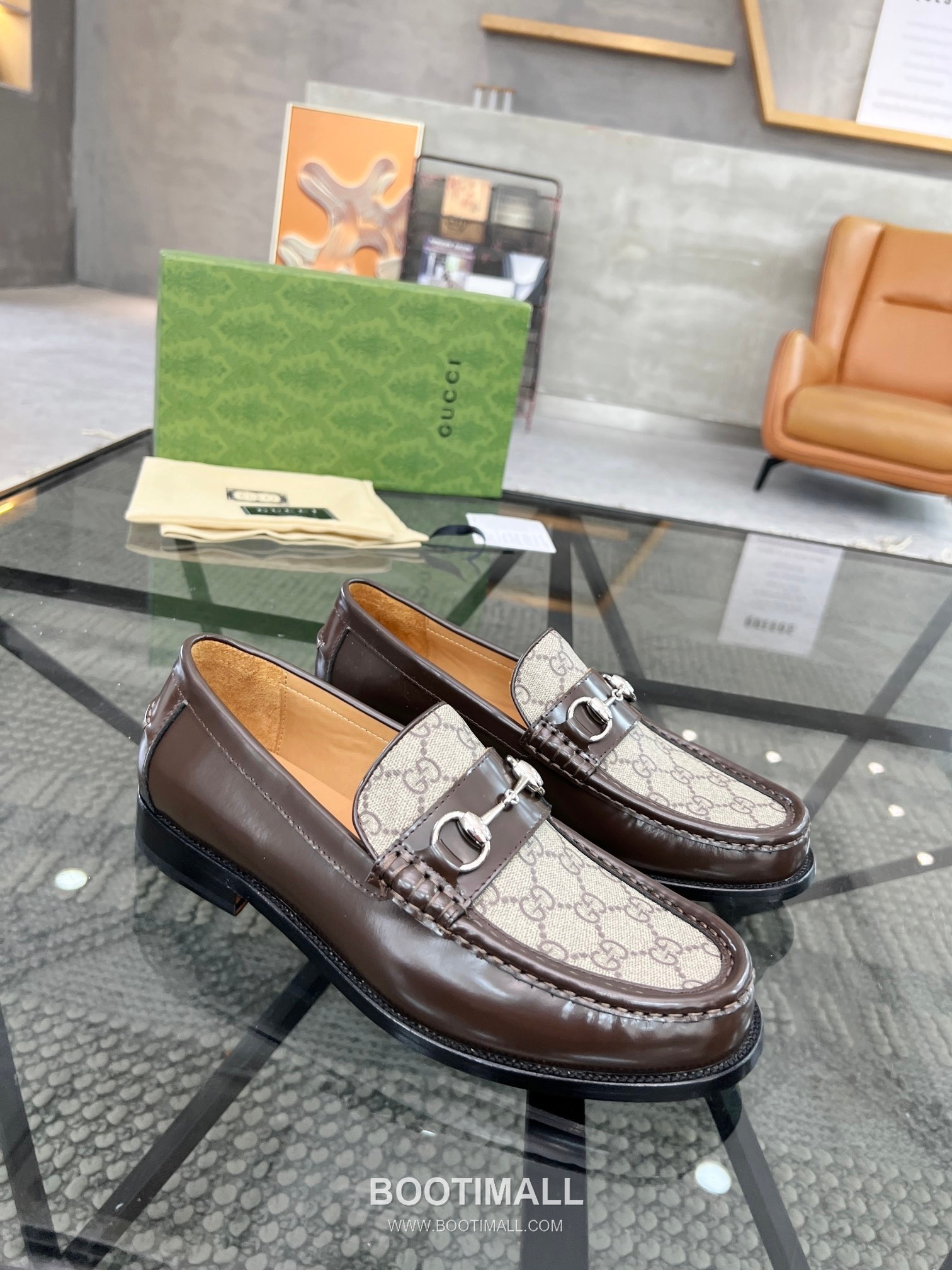Gucci Italian Calfskin Derby Calfskin Leather Black Dress Shoes 구찌 이탈리안 카프스킨 더비 카프스킨 레더 블랙 드레스 슈즈 2