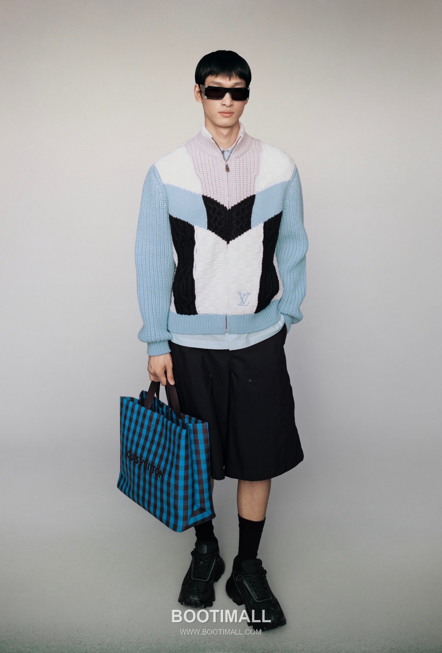 Louis Vuitton Damier Jacquard Zip Knit Cotton Nylon Light Blue Jacket 루이비통 다미에 자카드 집 니트 코튼 나일론 라이트 블루 자켓 2