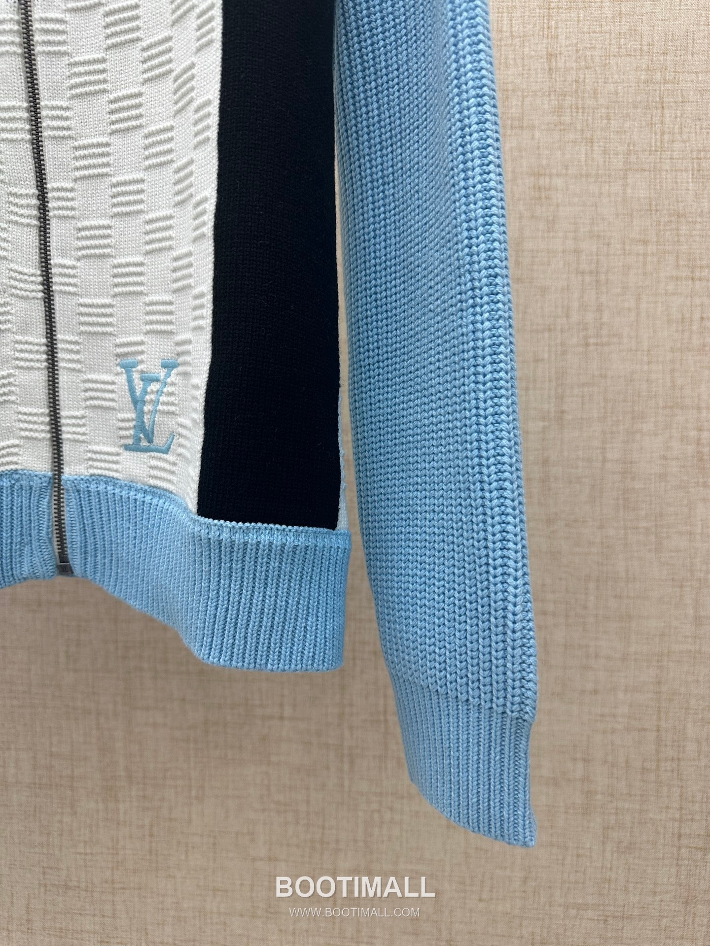 Louis Vuitton Damier Jacquard Zip Knit Cotton Nylon Light Blue Jacket 루이비통 다미에 자카드 집 니트 코튼 나일론 라이트 블루 자켓 14