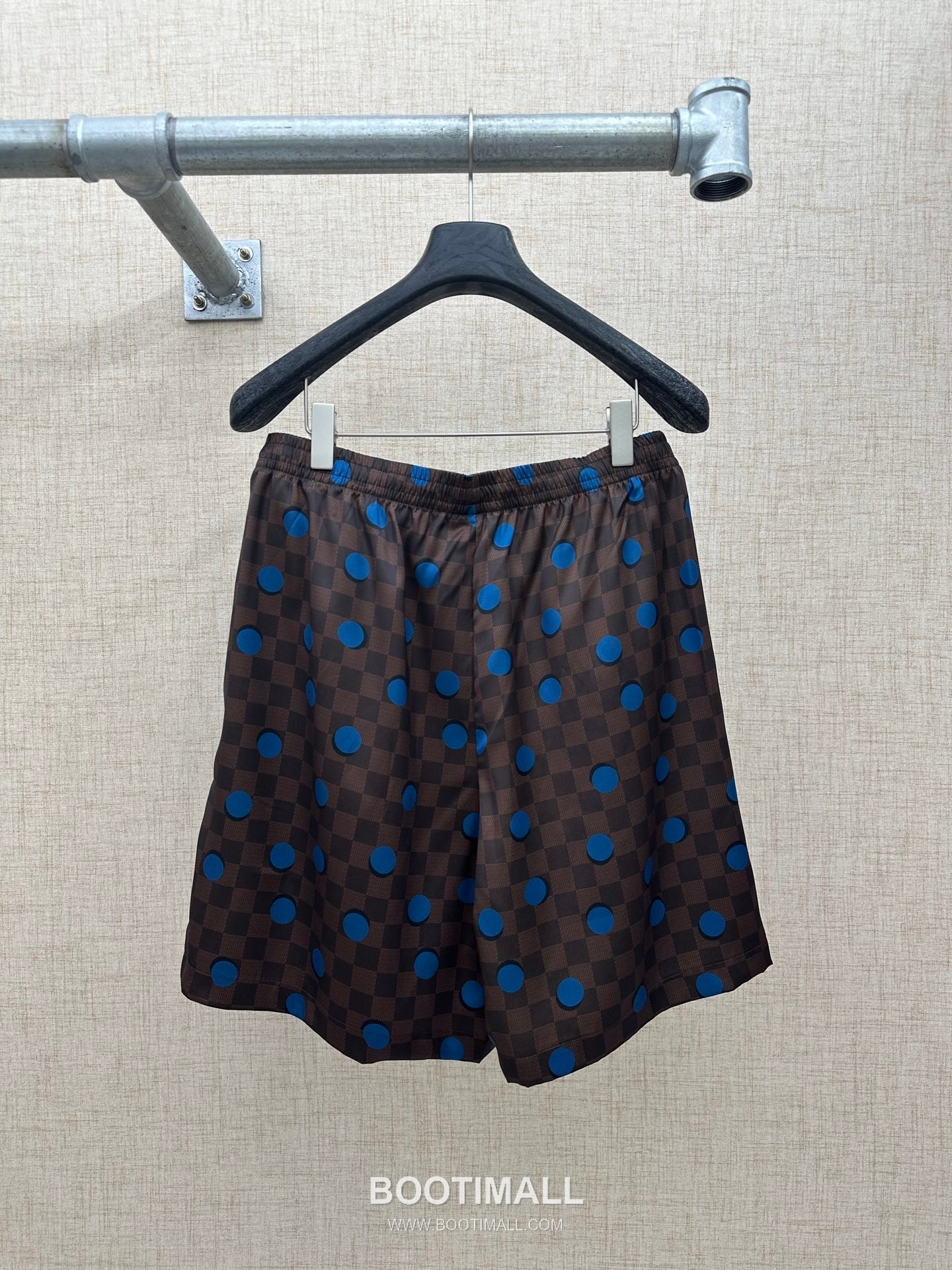 Louis Vuitton Damier Pop Satin Silk Satin Brown Shorts 루이비통 다미에 팝 새틴 실크 새틴 브라운 쇼츠 2