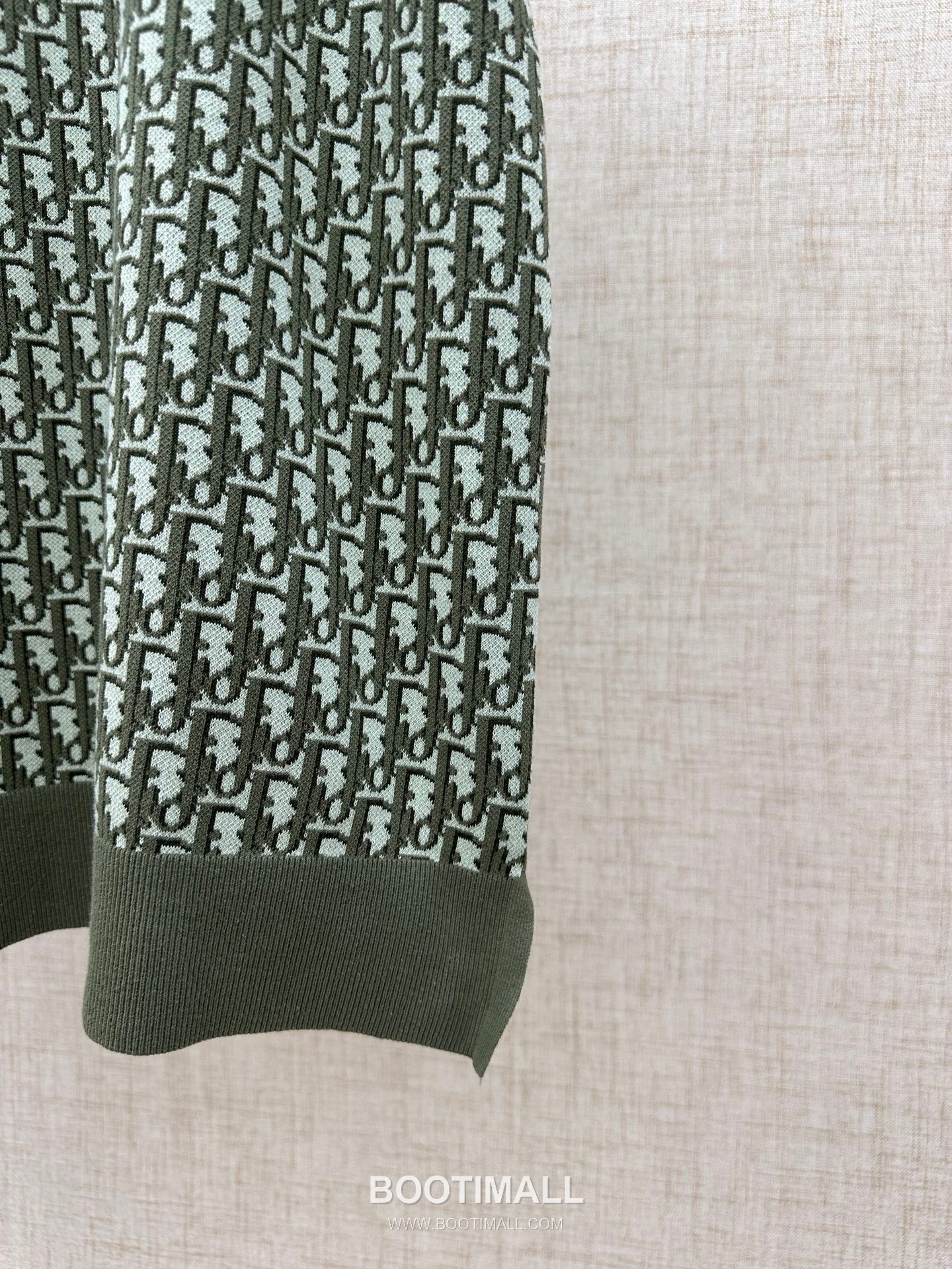 Louis Vuitton Oblique Jacquard Polo Cotton Olive Green Polo Shirt 루이비통 오블리크 자카드 폴로 코튼 올리브 그린 폴로 셔츠 16