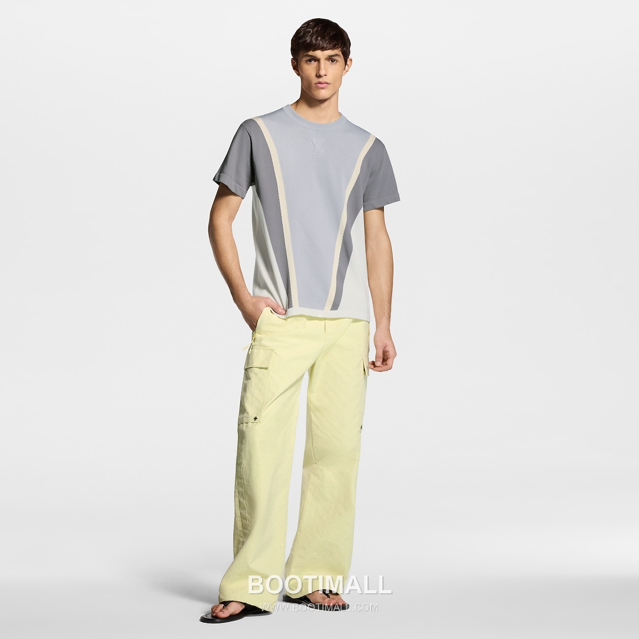 Louis Vuitton Geometric Jacquard Knit Cotton Light Blue T-Shirt 루이비통 지오메트릭 자카드 니트 코튼 라이트 블루 반팔 티셔츠 2