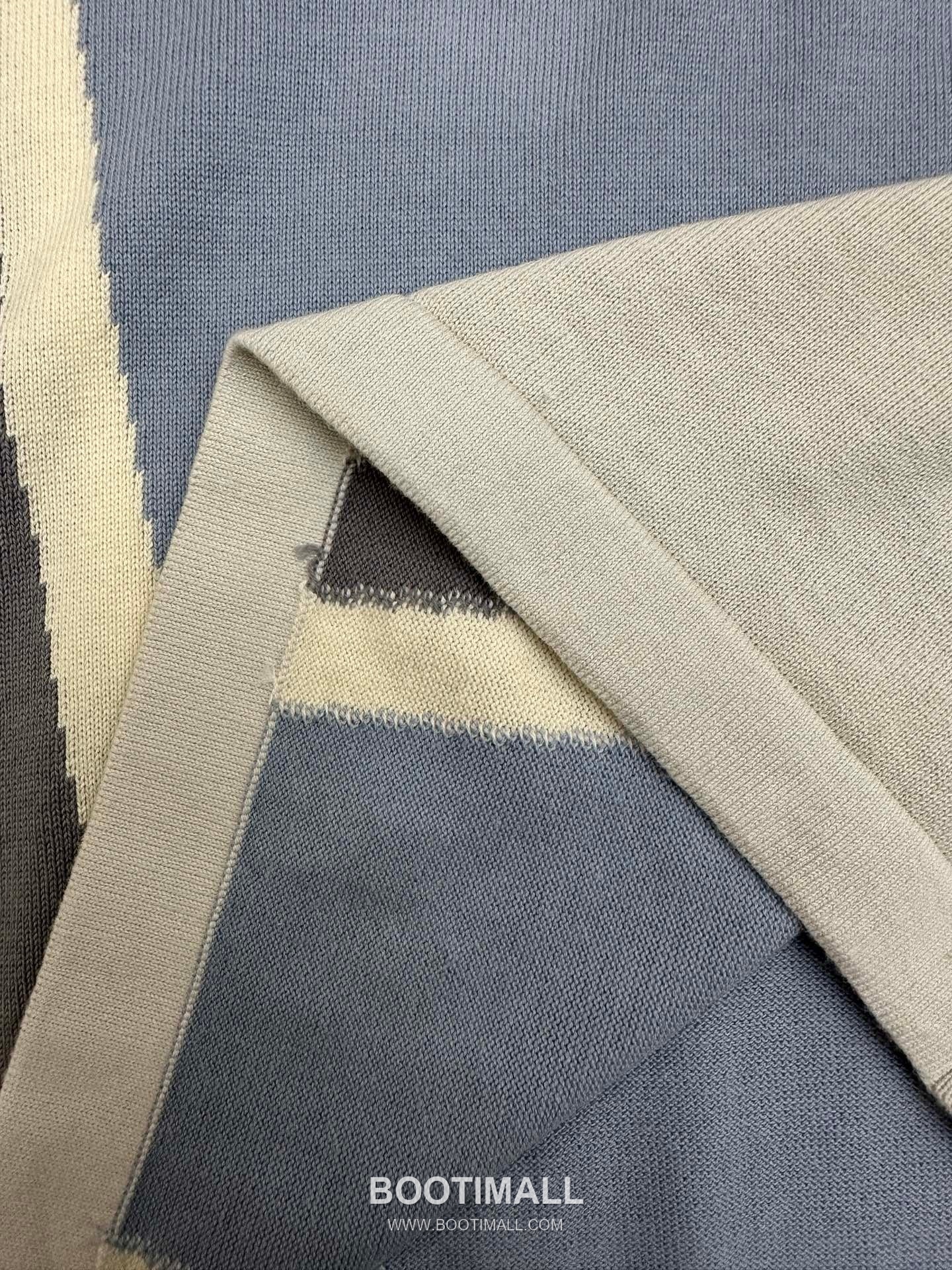 Louis Vuitton Geometric Jacquard Knit Cotton Light Blue T-Shirt 루이비통 지오메트릭 자카드 니트 코튼 라이트 블루 반팔 티셔츠 15