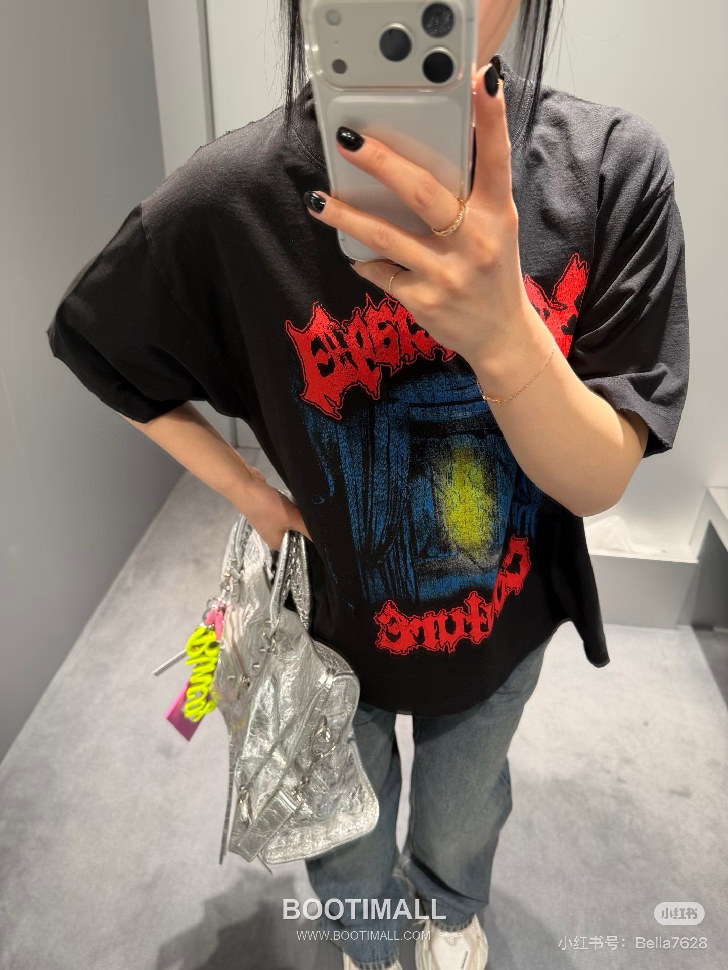 Balenciaga Dark Rock Graffiti Tee Black T-Shirt 발렌시아가 다크 록 그래피티 티 블랙 반소매 티셔츠 2