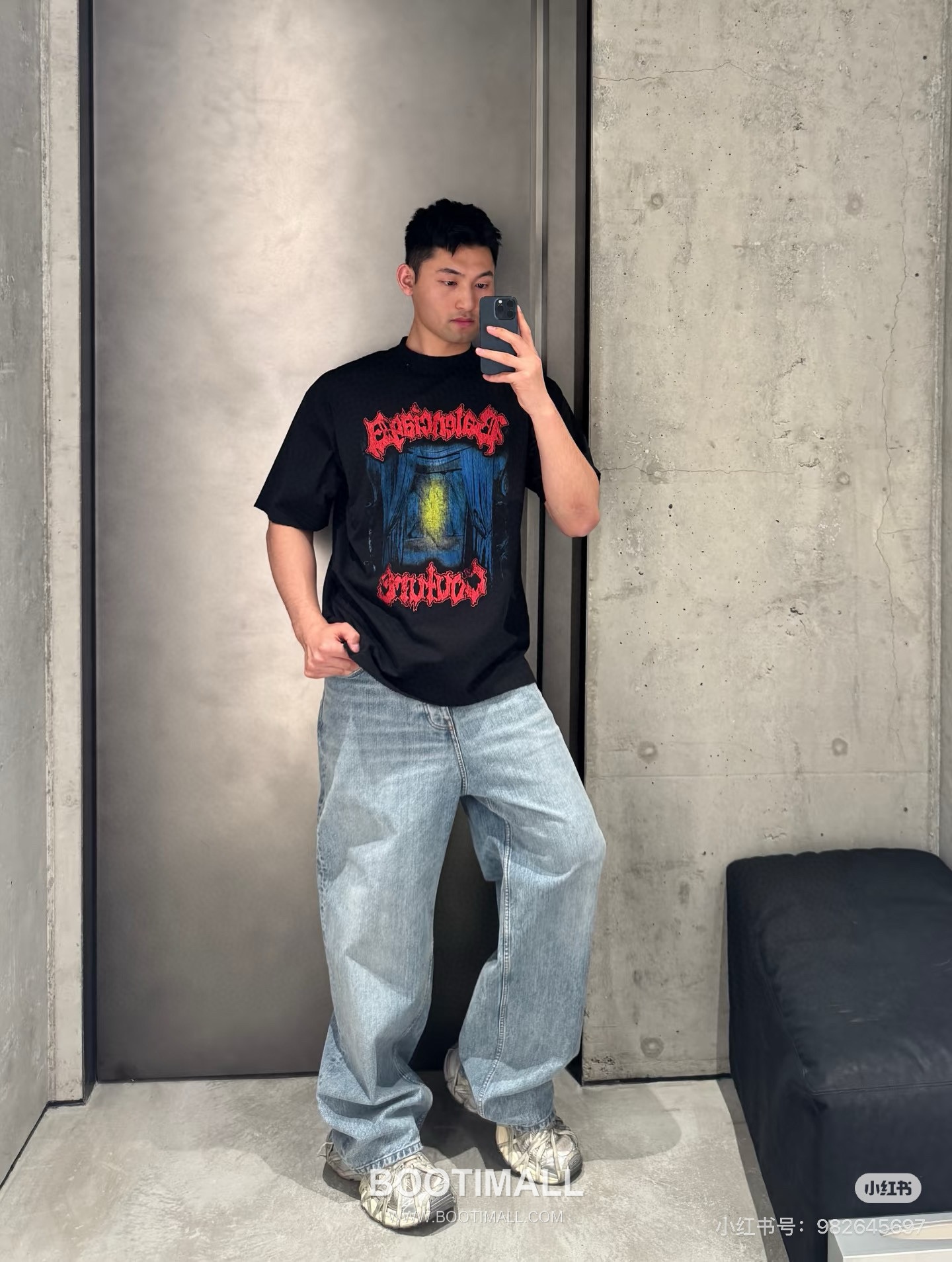 Balenciaga Dark Rock Graffiti Tee Black T-Shirt 발렌시아가 다크 록 그래피티 티 블랙 반소매 티셔츠 12