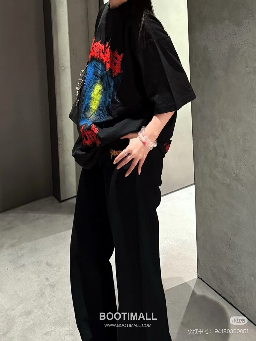 Balenciaga Dark Rock Graffiti Tee Black T-Shirt 발렌시아가 다크 록 그래피티 티 블랙 반소매 티셔츠 13