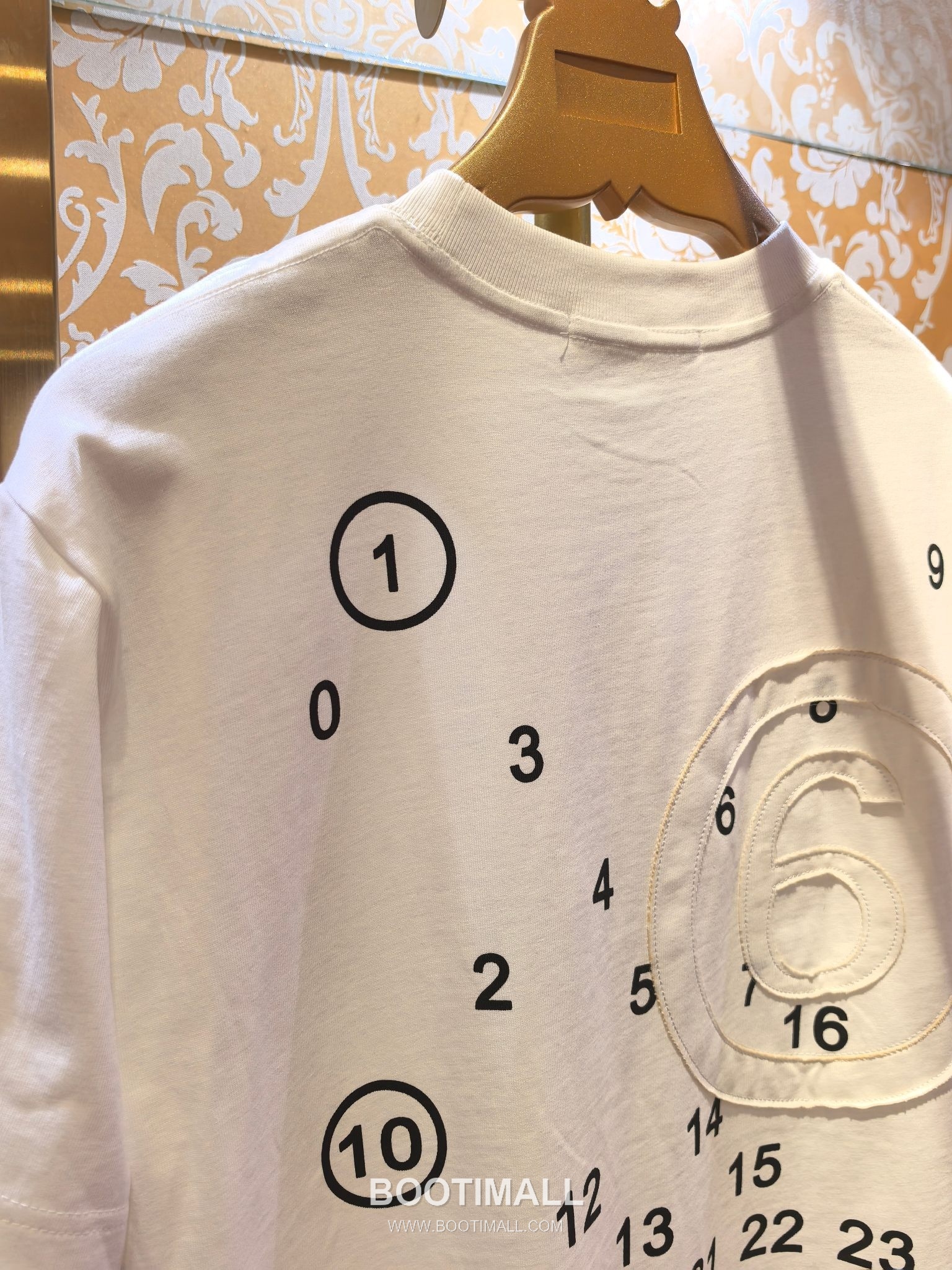 Maison Margiela Number Logo Patch Tee Black T-Shirt 메종 마르지엘라 넘버 로고 패치 티 블랙 반팔 티셔츠 5