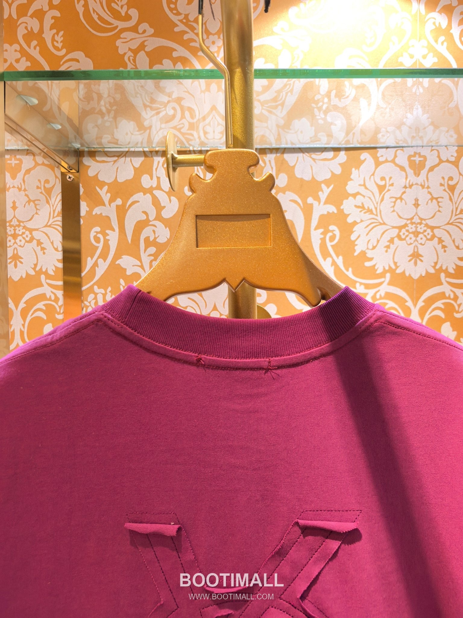 Saint Laurent Embossed Logo Tee Black T-Shirt 생로랑 엠보 로고 티 블랙 티셔츠 9