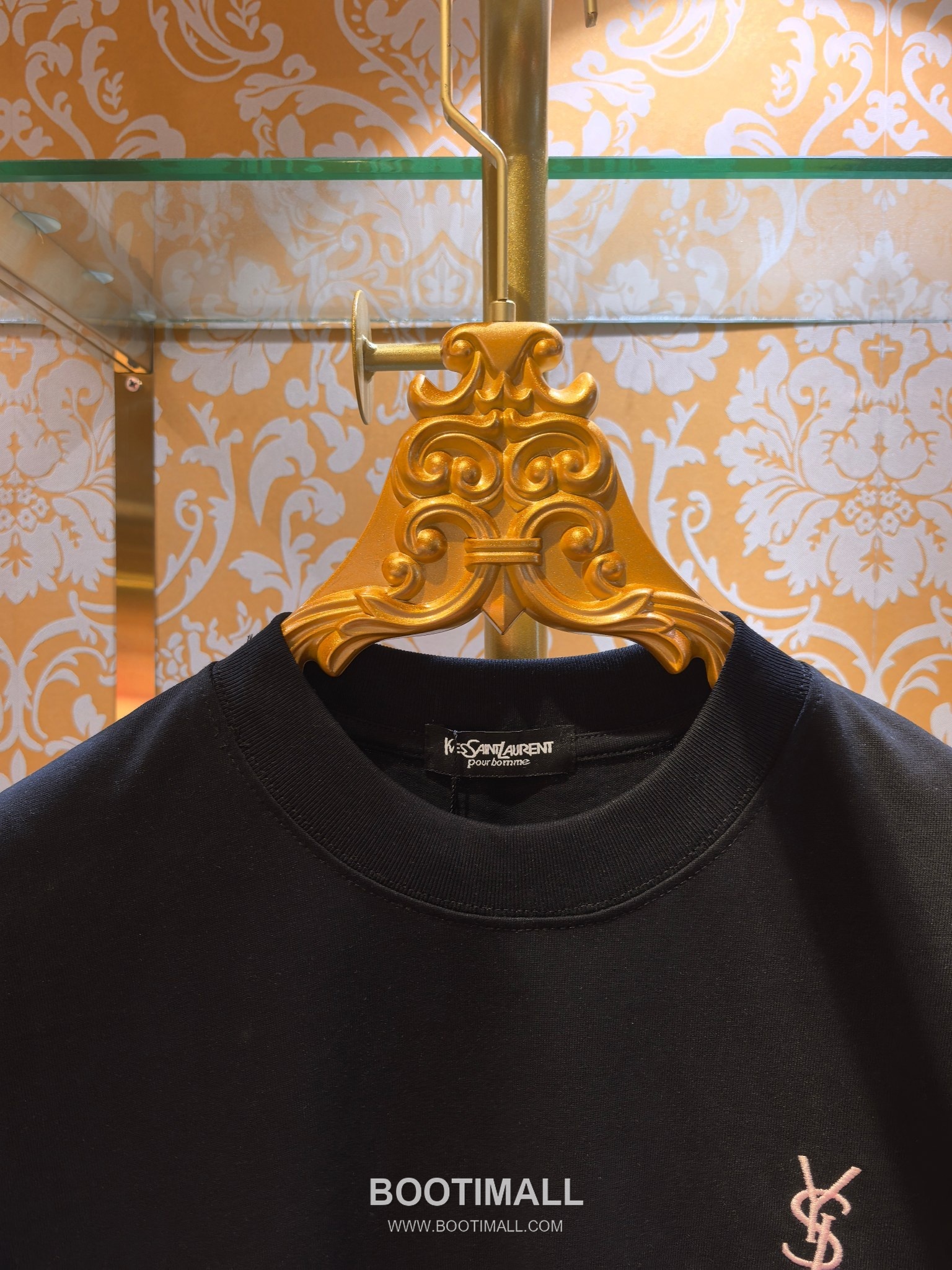 Saint Laurent Embossed Logo Tee Black T-Shirt 생로랑 엠보 로고 티 블랙 티셔츠 5