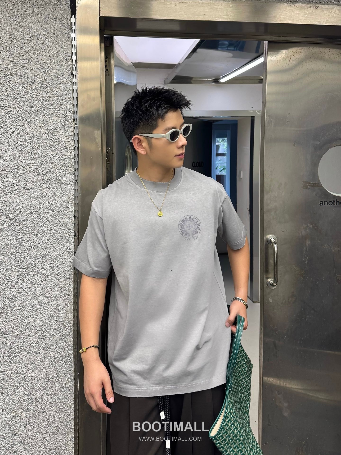 Chrome Hearts Printed Crest Tee Black T-Shirt 크롬하츠 프린티드 크레스트 티 블랙 반팔 티셔츠 2