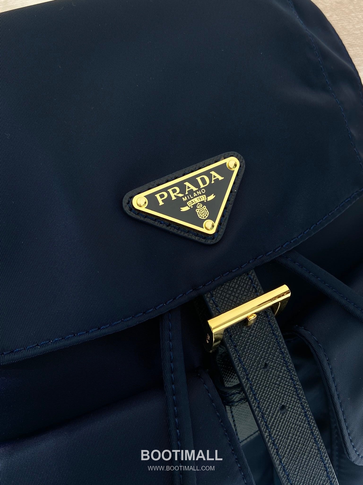 Prada Re-Nylon Backpack Re-Nylon and Leather Black 프라다 리나일론 백팩 1BZ677 리나일론과 레더 블랙 28cm 11