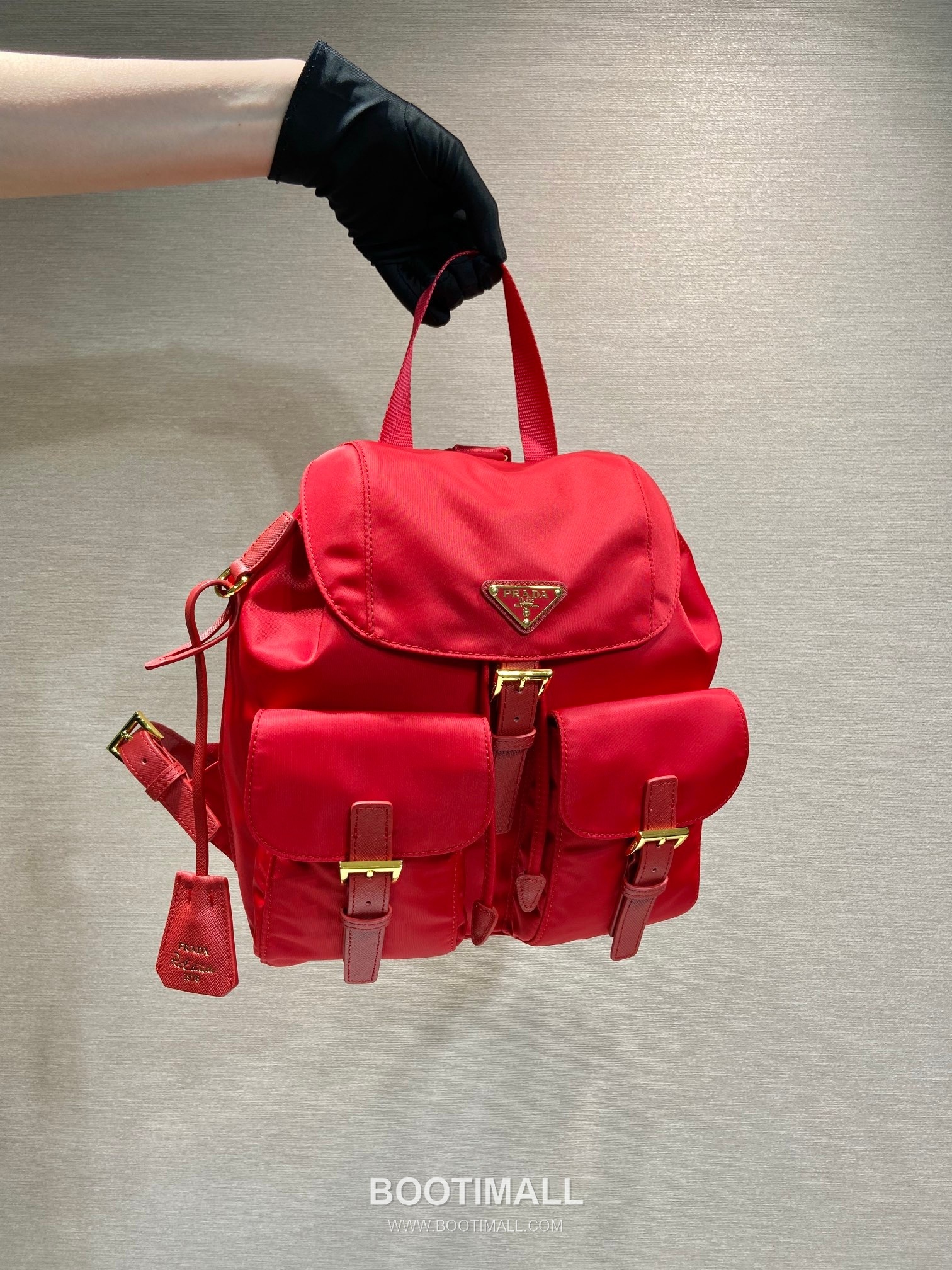 Prada Re-Nylon Backpack Re-Nylon and Leather Black 프라다 리나일론 백팩 1BZ677 리나일론과 레더 블랙 28cm 4