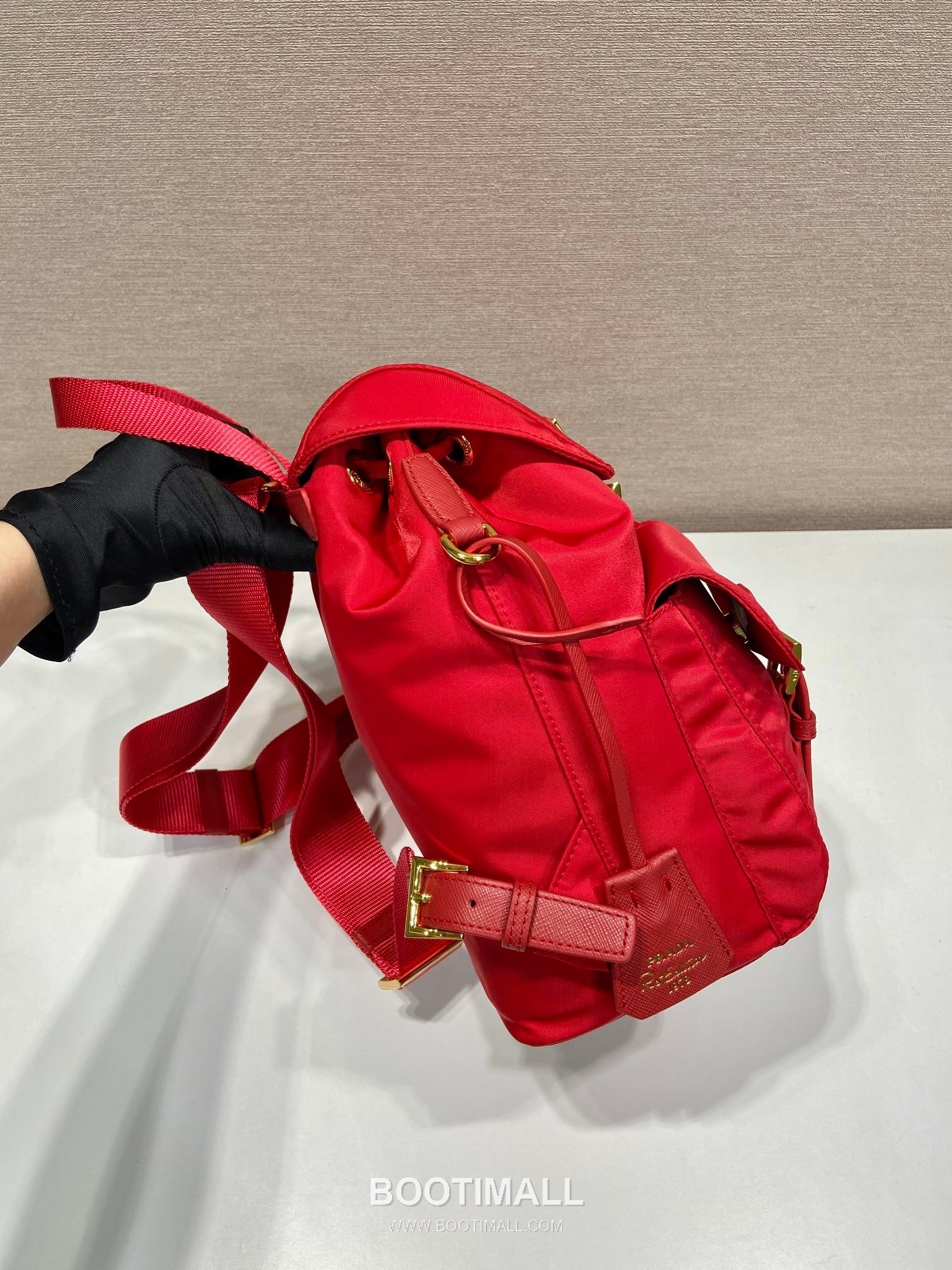 Prada Re-Nylon Backpack Re-Nylon and Leather Black 프라다 리나일론 백팩 1BZ677 리나일론과 레더 블랙 28cm 9