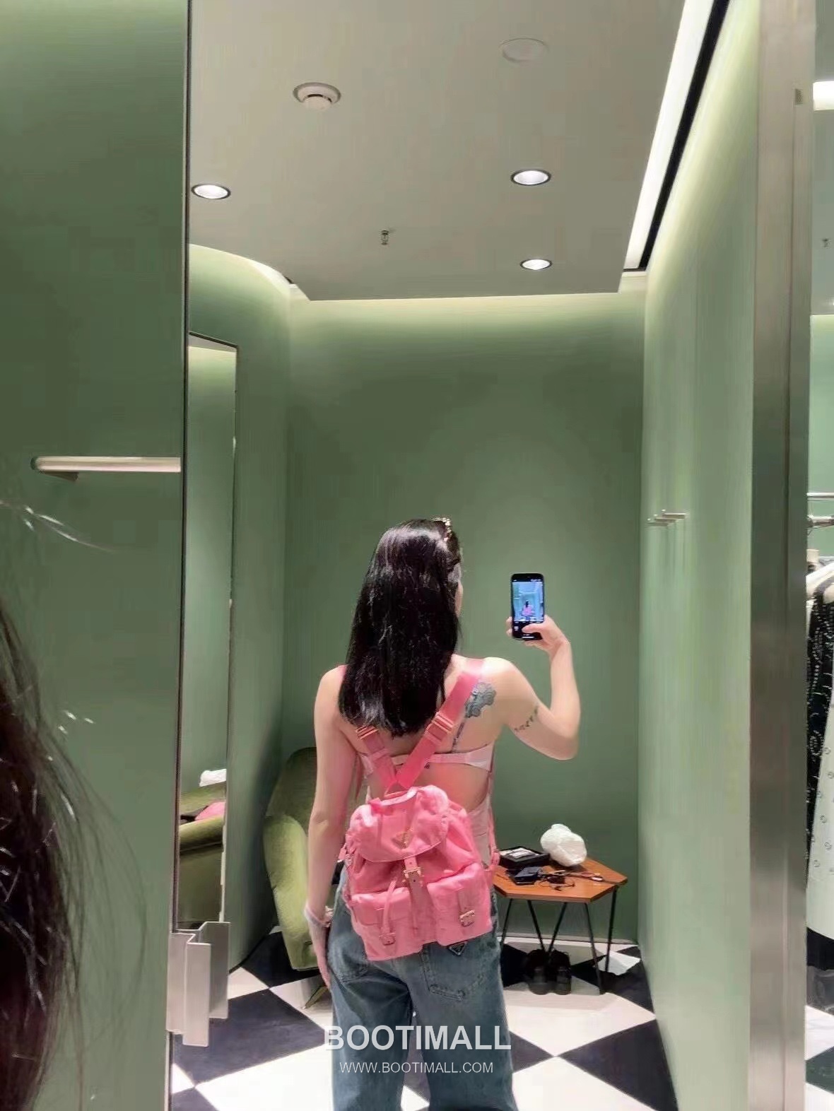 Prada Re-Nylon Backpack Re-Nylon and Leather Black 프라다 리나일론 백팩 1BZ677 리나일론과 레더 블랙 28cm 3