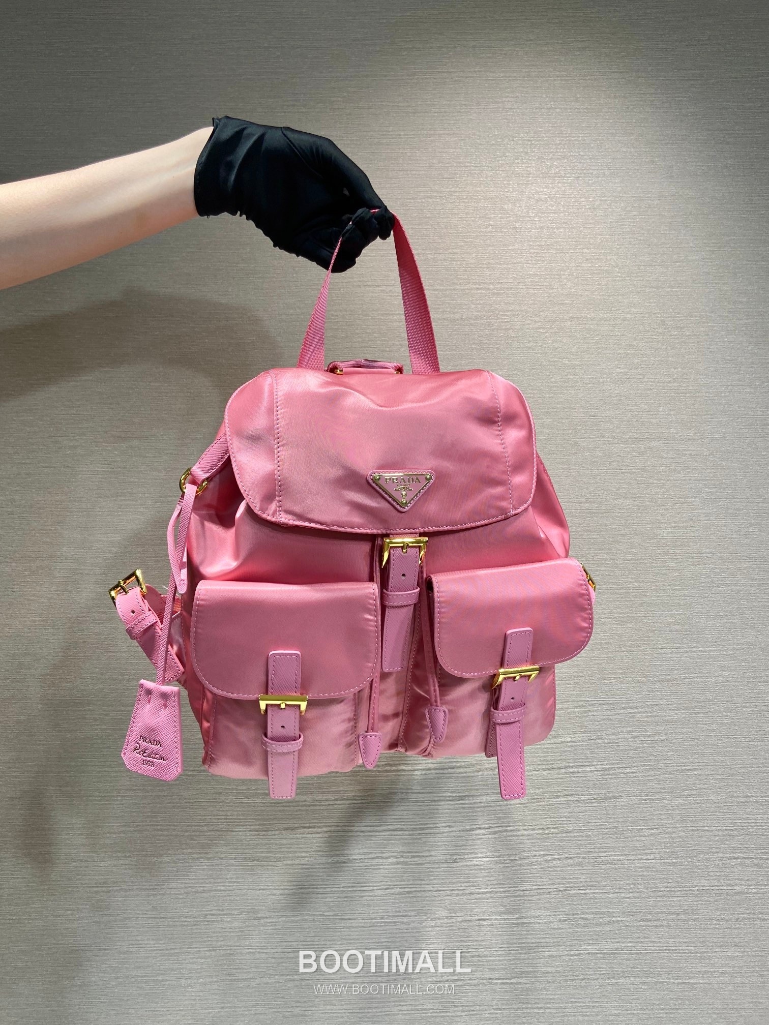 Prada Re-Nylon Backpack Re-Nylon and Leather Black 프라다 리나일론 백팩 1BZ677 리나일론과 레더 블랙 28cm 4