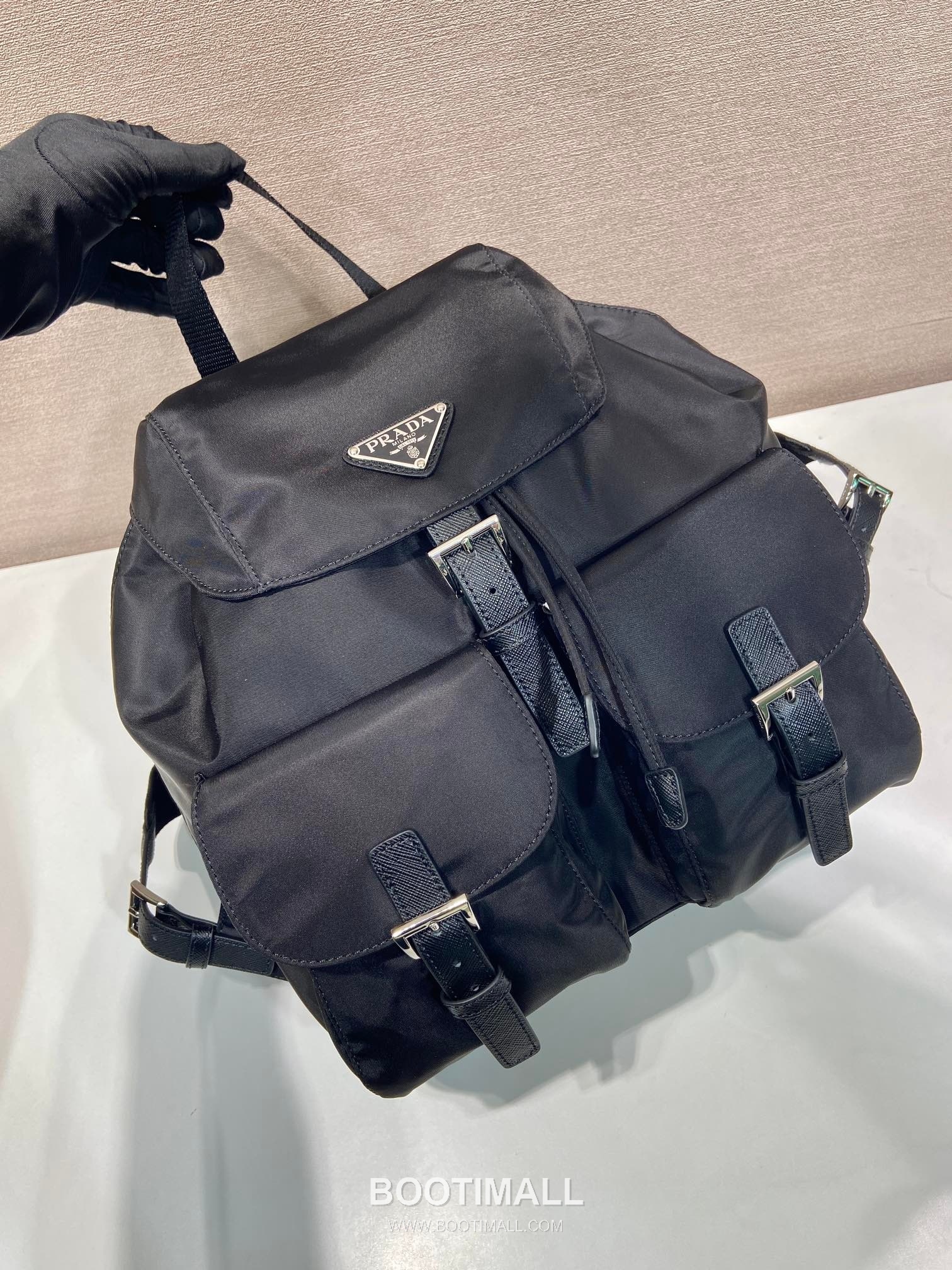 Prada Classic Parachute Backpack Parachute Nylon and Cross-Grain Calfskin 프라다 클래식 패러슈트 백팩 패러슈트 나일론 크로스그레인 카프스킨 32cm 7