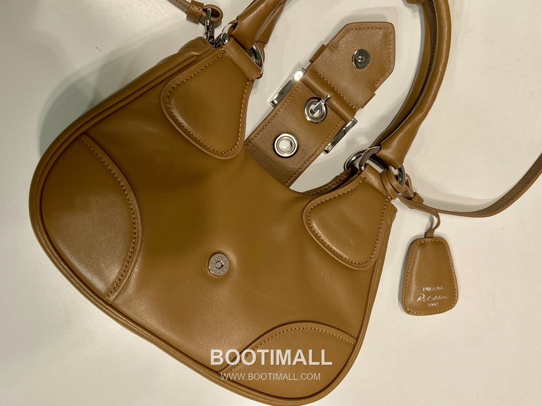 Prada Moon Small Lambskin Lambskin Leather Shoulder Bag 프라다 문 스몰 램스킨 램스킨 레더 숄더백 22.5cm 10