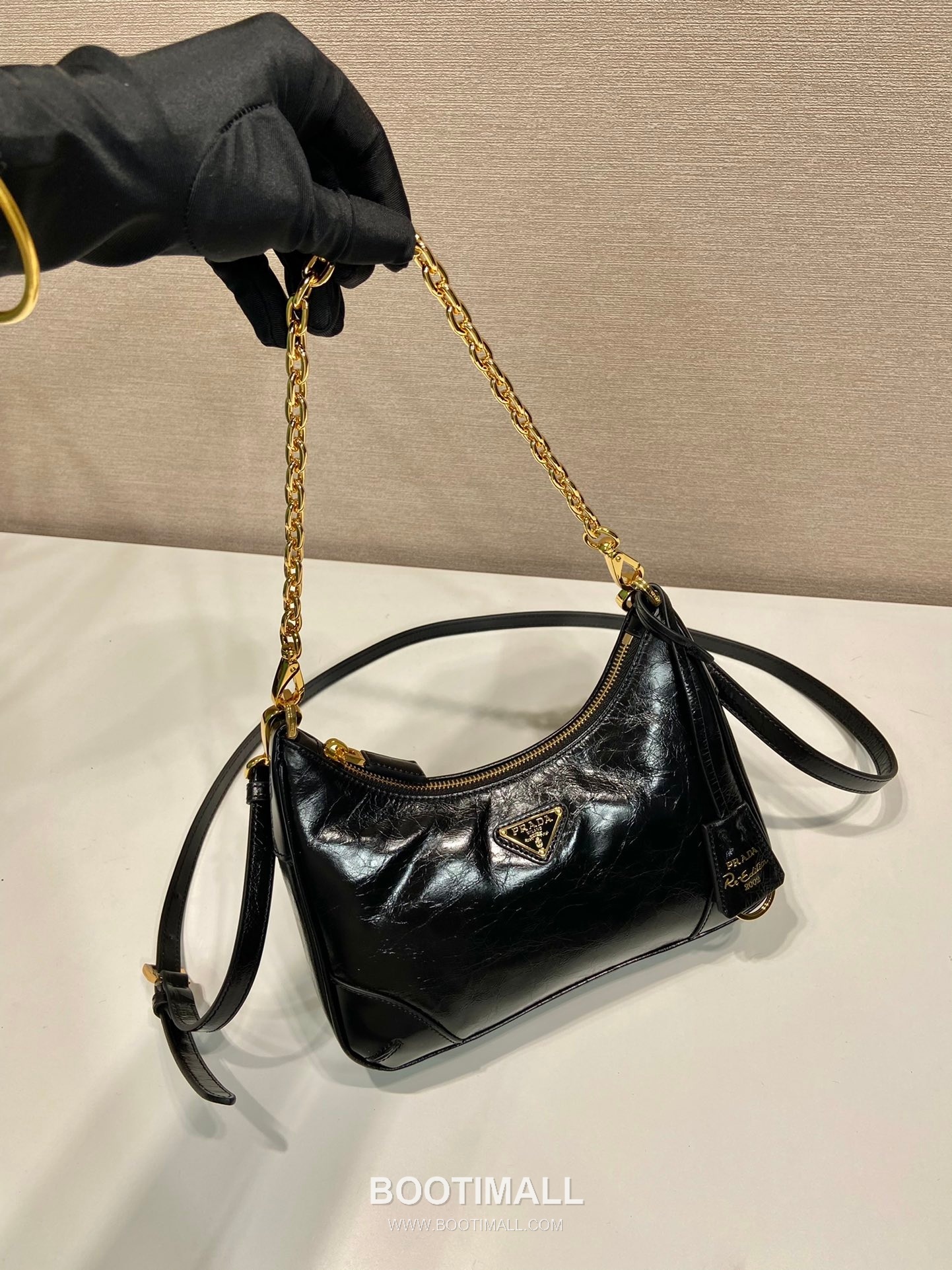 Prada Oiled Leather Hobo Bag 1BC204B 프라다 오일드 카우하이드 호보백 23cm 6