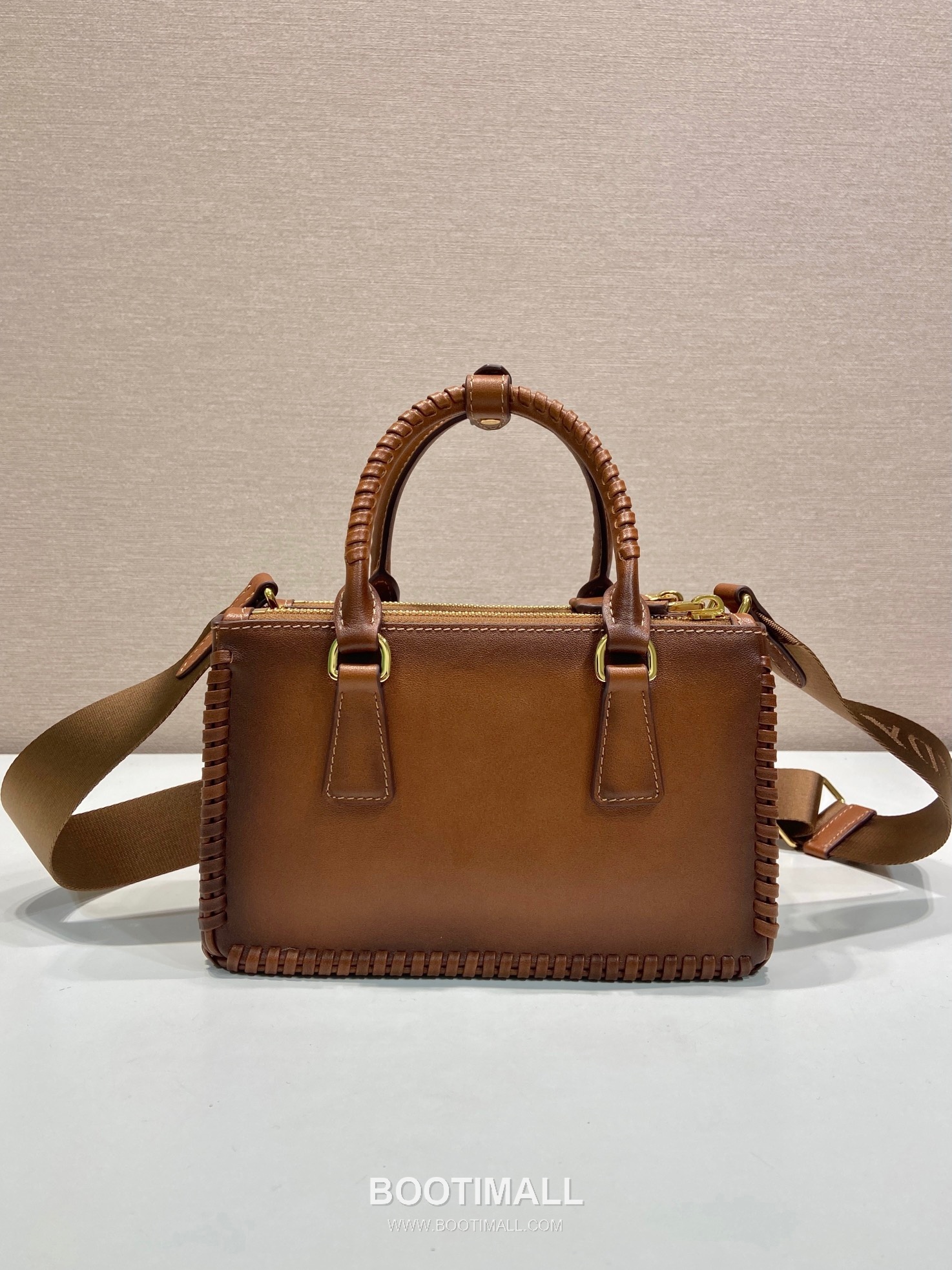 Prada Galleria Mini Intrecciato Calfskin Top Handle Bag 프라다 갤러리아 미니 인트레치아토 카프스킨 탑핸들백 21cm 6