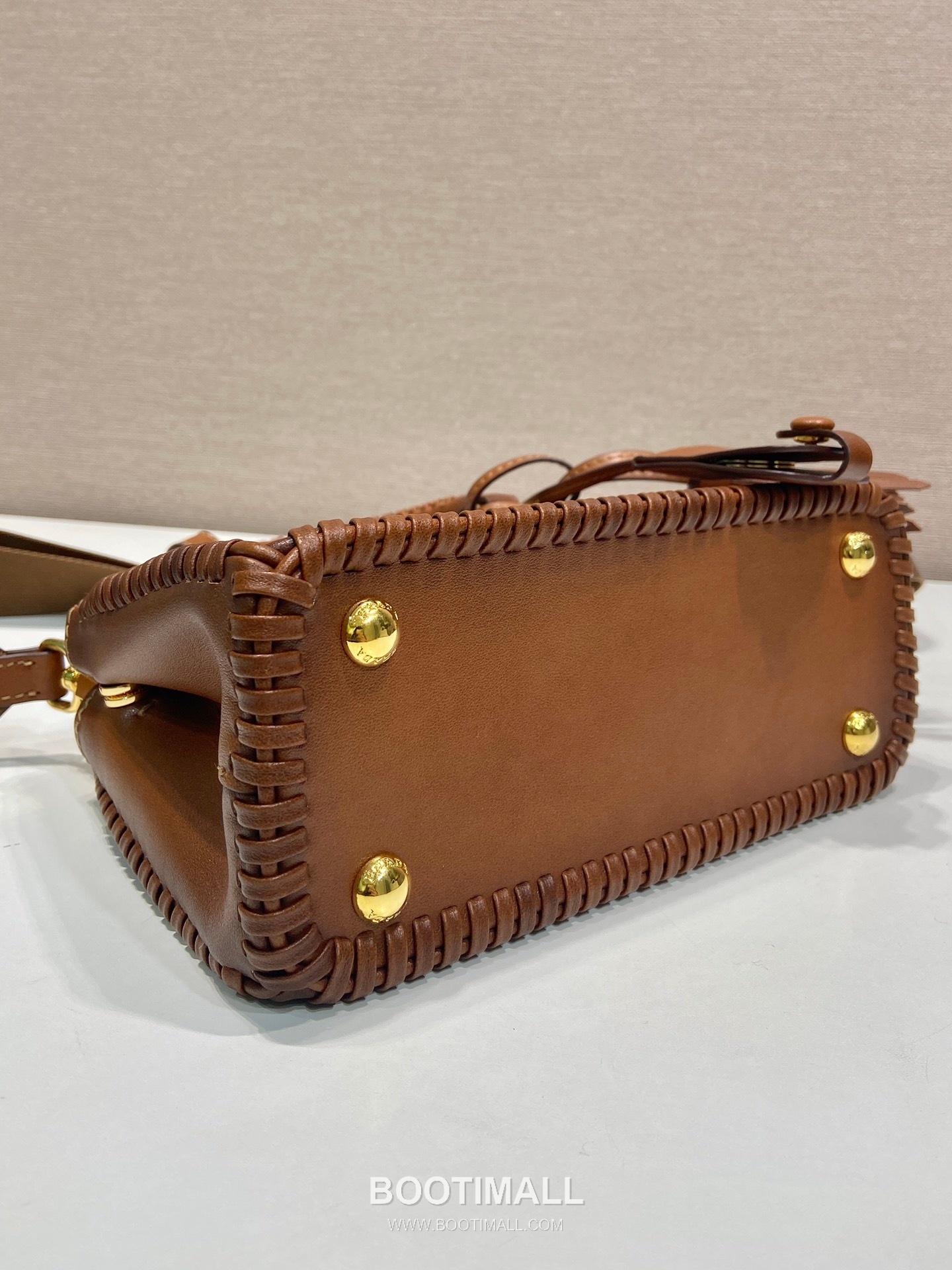 Prada Galleria Mini Intrecciato Calfskin Top Handle Bag 프라다 갤러리아 미니 인트레치아토 카프스킨 탑핸들백 21cm 8