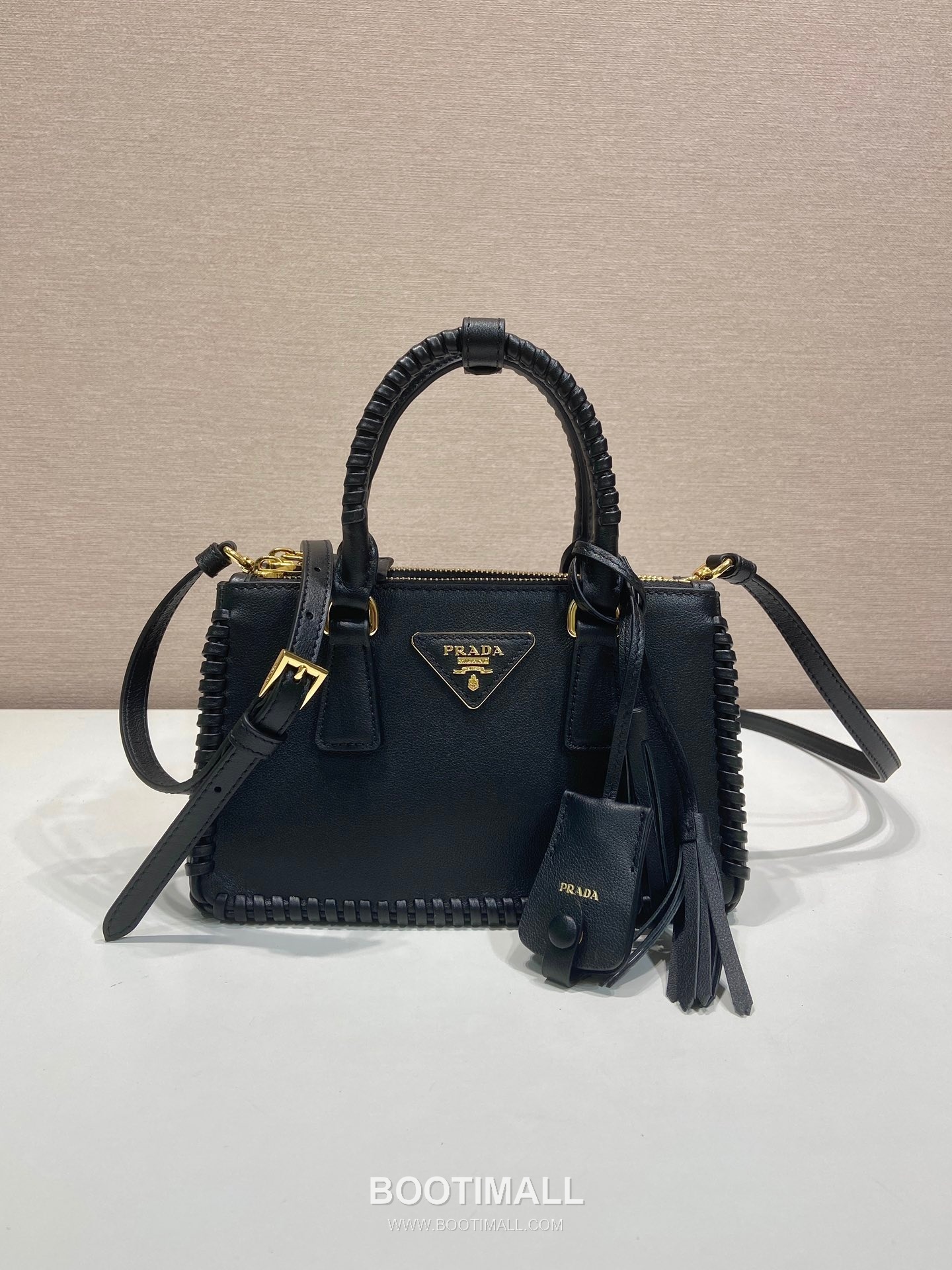 Prada Galleria Mini Intrecciato Calfskin Top Handle Bag 프라다 갤러리아 미니 인트레치아토 카프스킨 탑핸들백 21cm 5