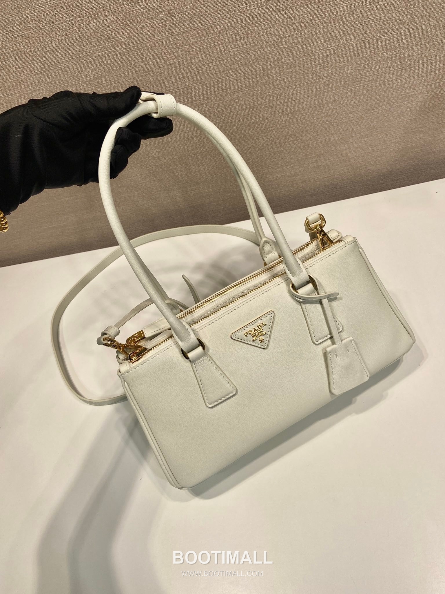 Prada Top Handle Calfskin Leather Handbag 프라다 1BA457 탑 핸들 카프스킨 레더 핸드백 28cm 7