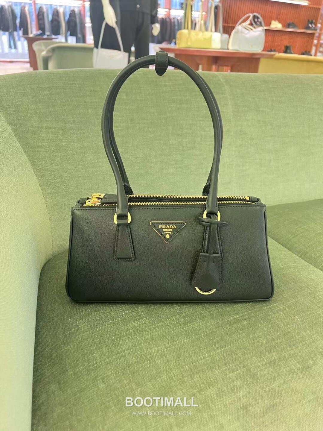 Prada Satchel Calfskin Leather Satchel Bag 프라다 1BA457 새틀 카프스킨 레더 새틀백 28cm 2
