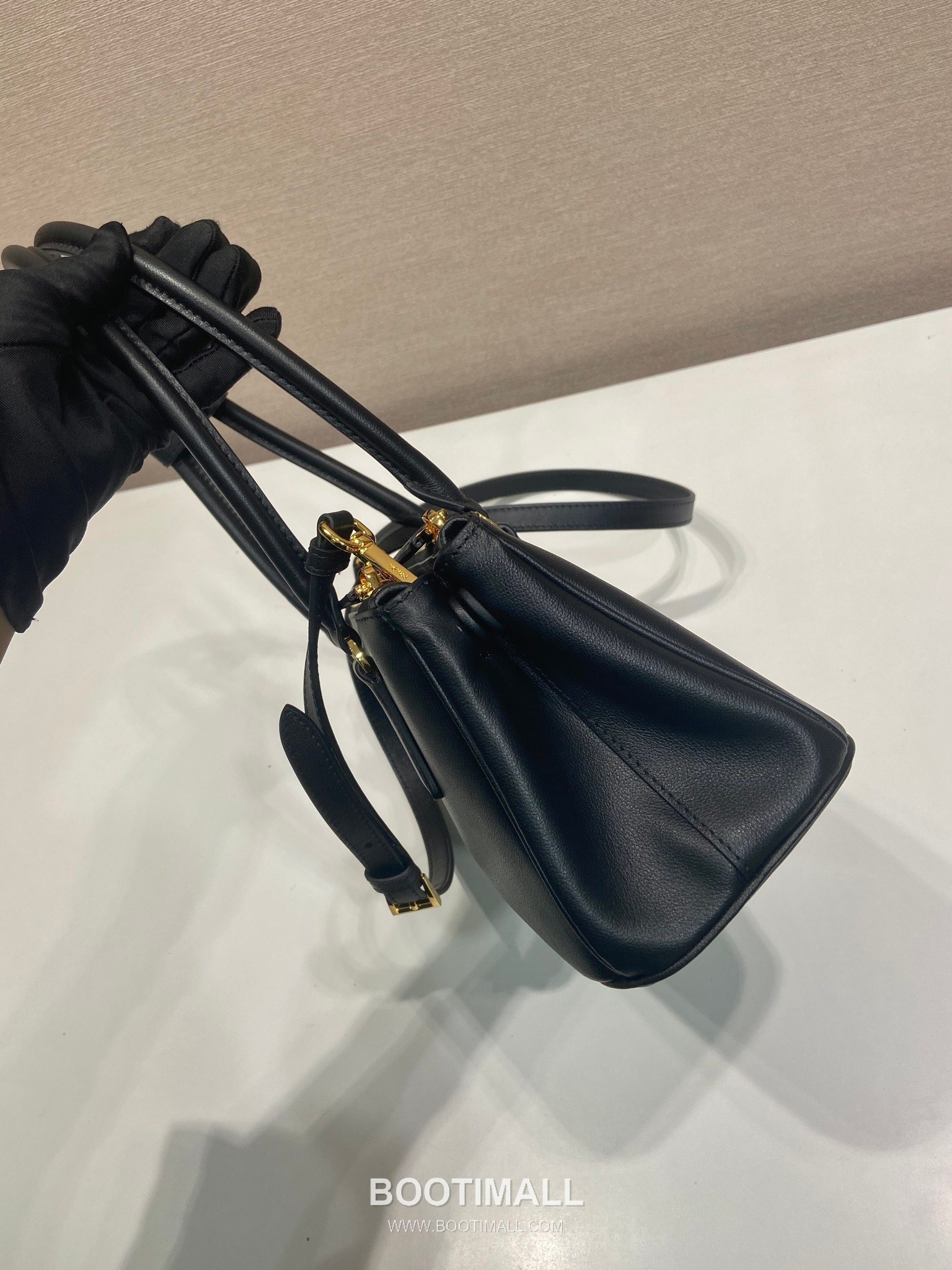 Prada Satchel Calfskin Leather Satchel Bag 프라다 1BA457 새틀 카프스킨 레더 새틀백 28cm 9