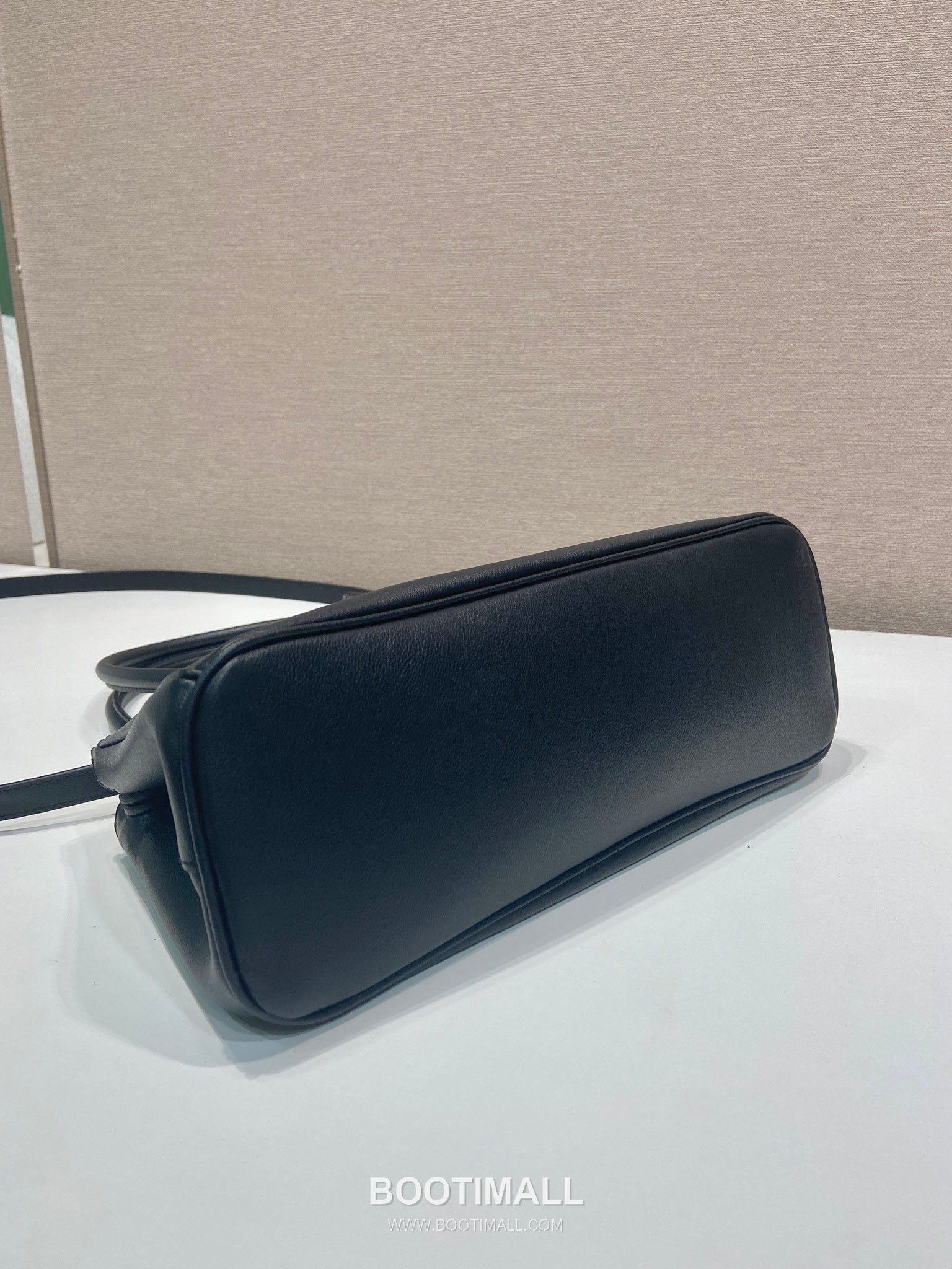 Prada Satchel Calfskin Leather Satchel Bag 프라다 1BA457 새틀 카프스킨 레더 새틀백 28cm 10