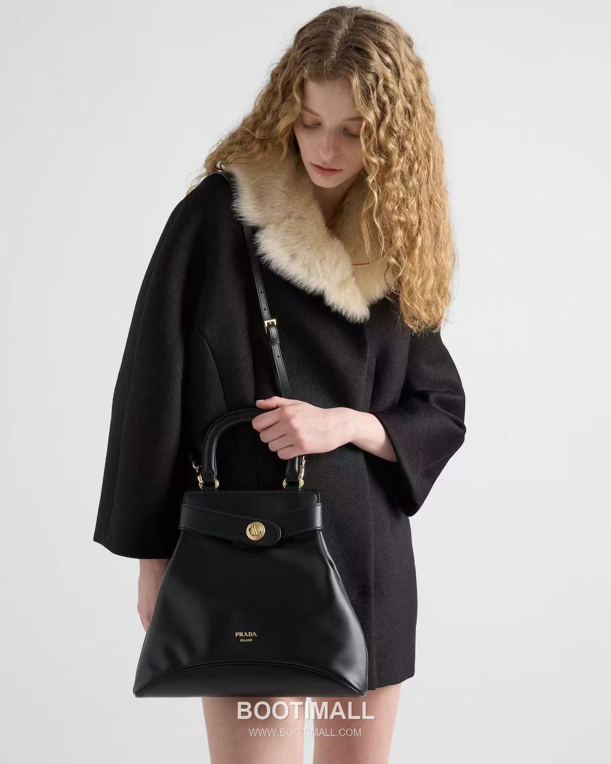 Prada Calfskin Tote Calfskin and Lambskin Shoulder Bag 프라다 1BG567 카프스킨 토트 카프스킨과 램스킨 숄더백 31cm 1