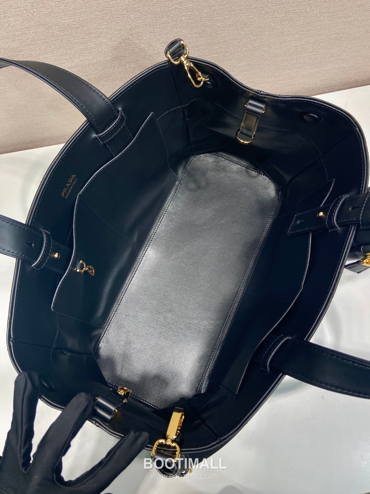 Prada Symbole Stitch Large Tote Leather Tote Bag 프라다 심볼 스티치 라지 토트 레더 토트백 38cm 10