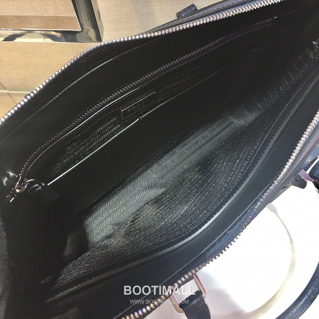 Prada Saffiano Briefcase Saffiano Leather with Crocodile Trim 프라다 2VE368 사피아노 브리프케이스 사피아노 레더 크로커다일 트리밍 36cm 9