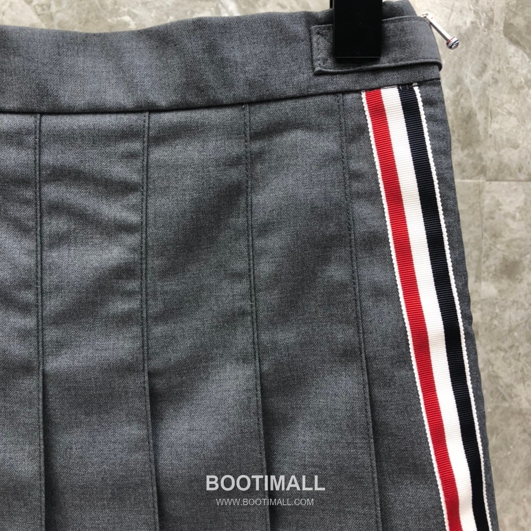 Thom Browne Side Knit Colorblock Skirt Gray 톰브라운 사이드 니트 배색 스커트 그레이 5