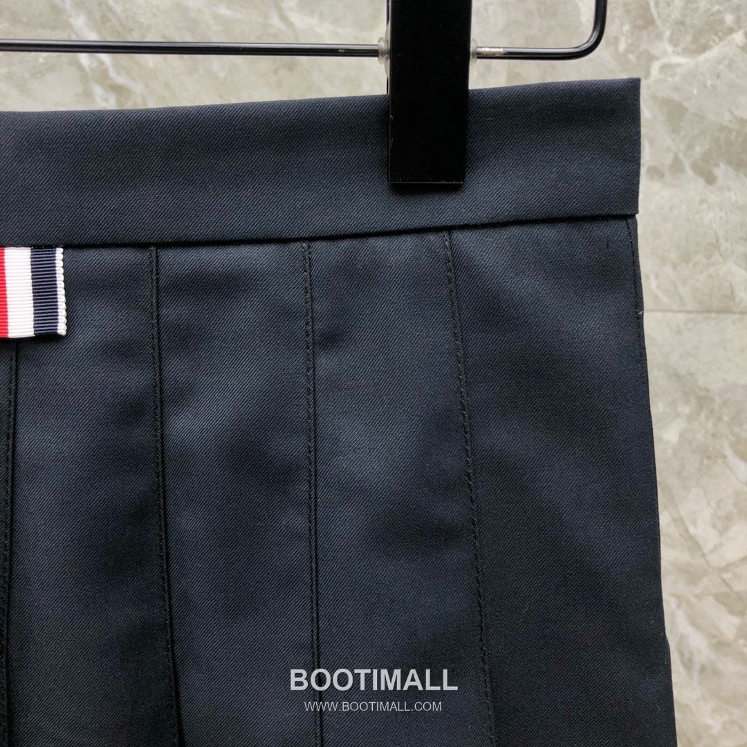 Thom Browne Side Knit Colorblock Skirt Gray 톰브라운 사이드 니트 배색 스커트 그레이 8
