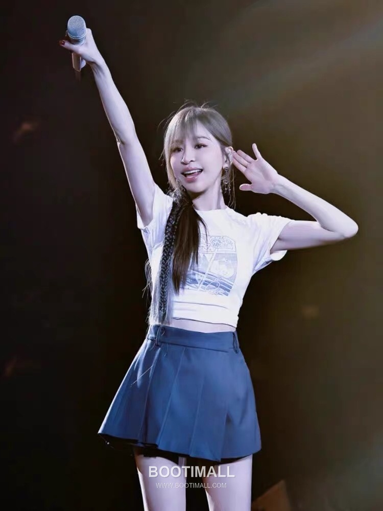 Thom Browne Pleated Skort Black Shorts 톰브라운 플리츠 스커트 팬츠 블랙 쇼츠 4