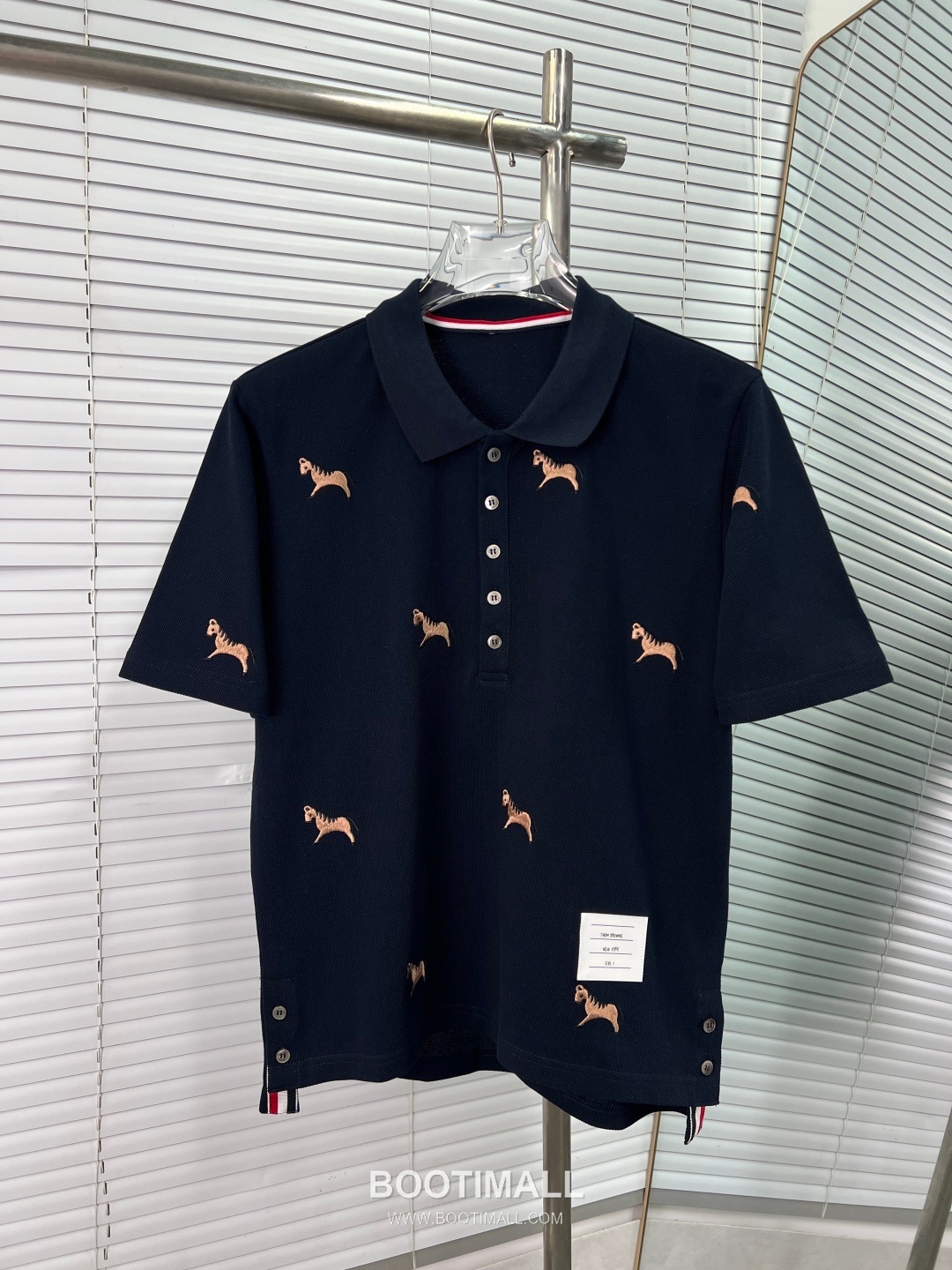 Thom Browne Horse Embroidery Polo Navy Polo Shirt 톰브라운 홀스 자수 폴로 네이비 폴로 셔츠 10