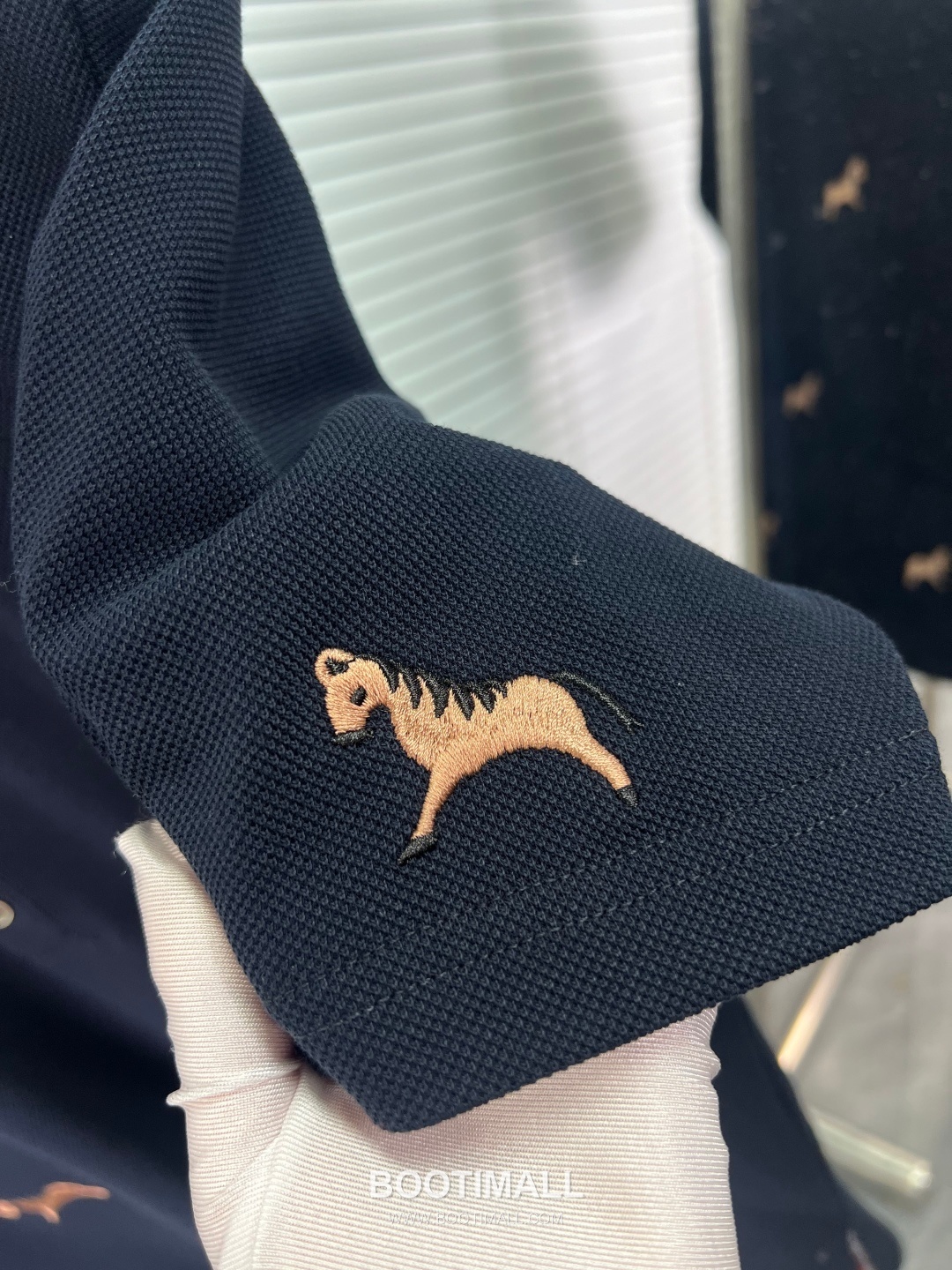 Thom Browne Horse Embroidery Polo Navy Polo Shirt 톰브라운 홀스 자수 폴로 네이비 폴로 셔츠 18