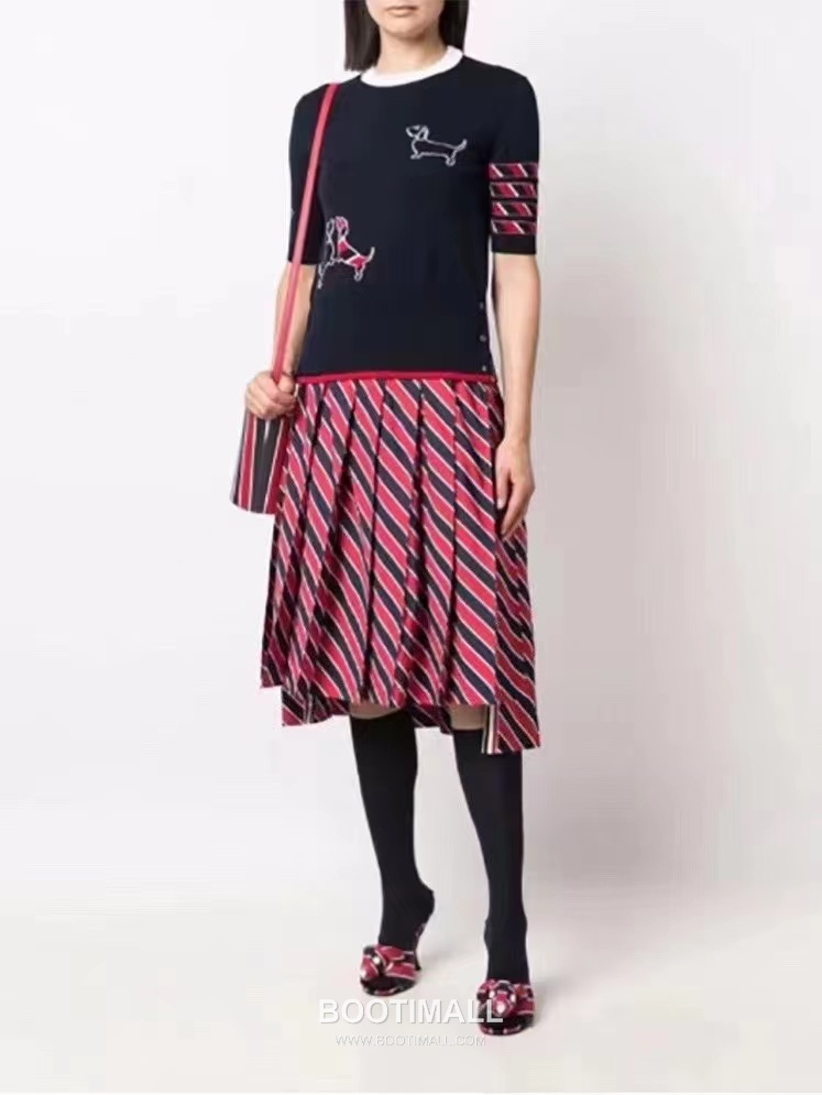 Thom Browne Dachshund Intarsia Crew Knit Tee Knitted Fabric Grey T-Shirt 톰브라운 닥스훈트 인타르시아 크루 니트 티 니트 원단 그레이 티셔츠 60cm -3 3