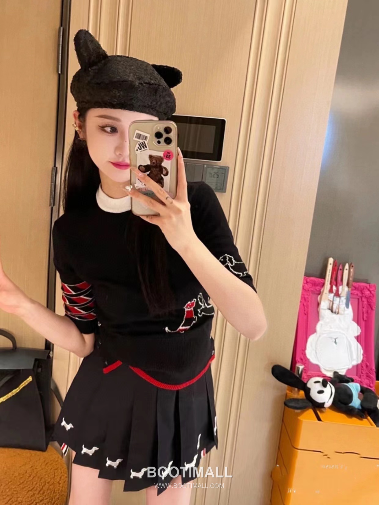 Thom Browne Dachshund Intarsia Crew Knit Tee Knitted Fabric Grey T-Shirt 톰브라운 닥스훈트 인타르시아 크루 니트 티 니트 원단 그레이 티셔츠 60cm -3 7