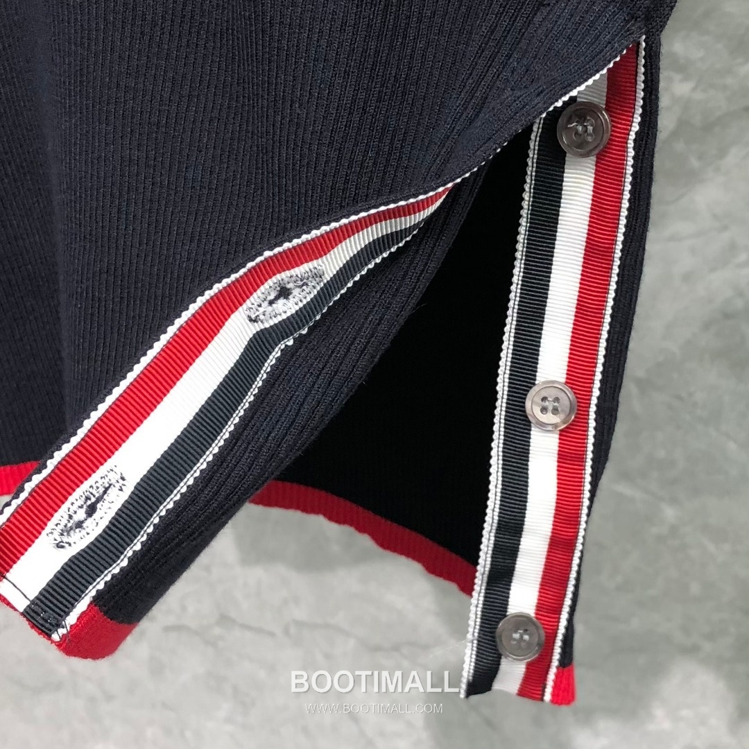 Thom Browne Dachshund Intarsia Crew Knit Tee Knitted Fabric Grey T-Shirt 톰브라운 닥스훈트 인타르시아 크루 니트 티 니트 원단 그레이 티셔츠 60cm -3 23