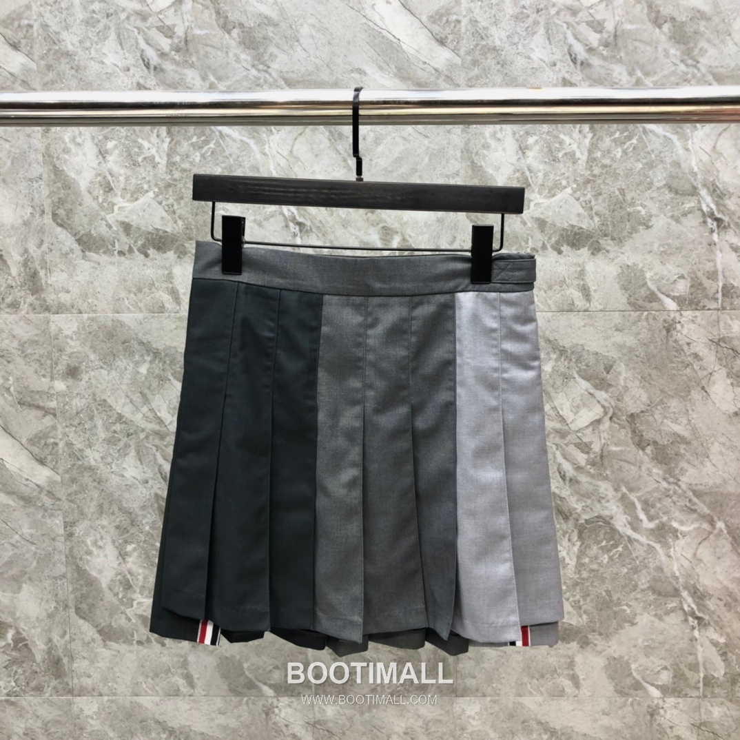 Thom Browne Tricolor Pleated Mini Grey Skirt 톰브라운 트라이컬러 플리츠 미니 그레이 스커트 4
