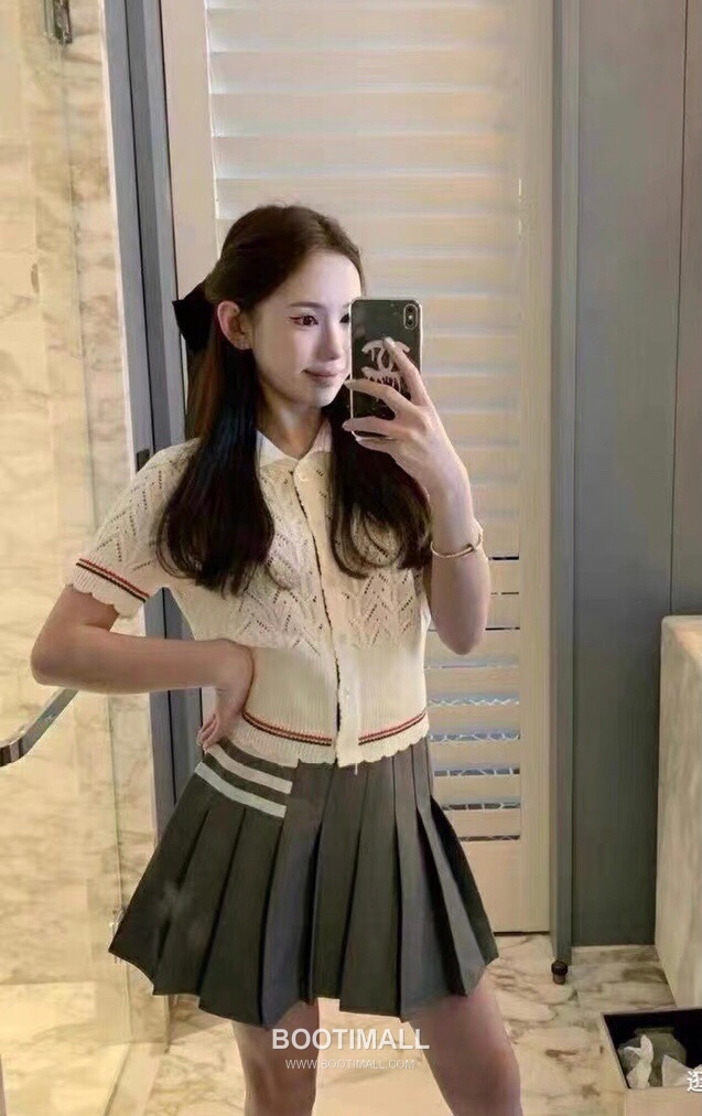 Thom Browne Cable Trim Short Cardigan Grey Knitwear 톰브라운 케이블 트림 반소매 가디건 그레이 니트 1